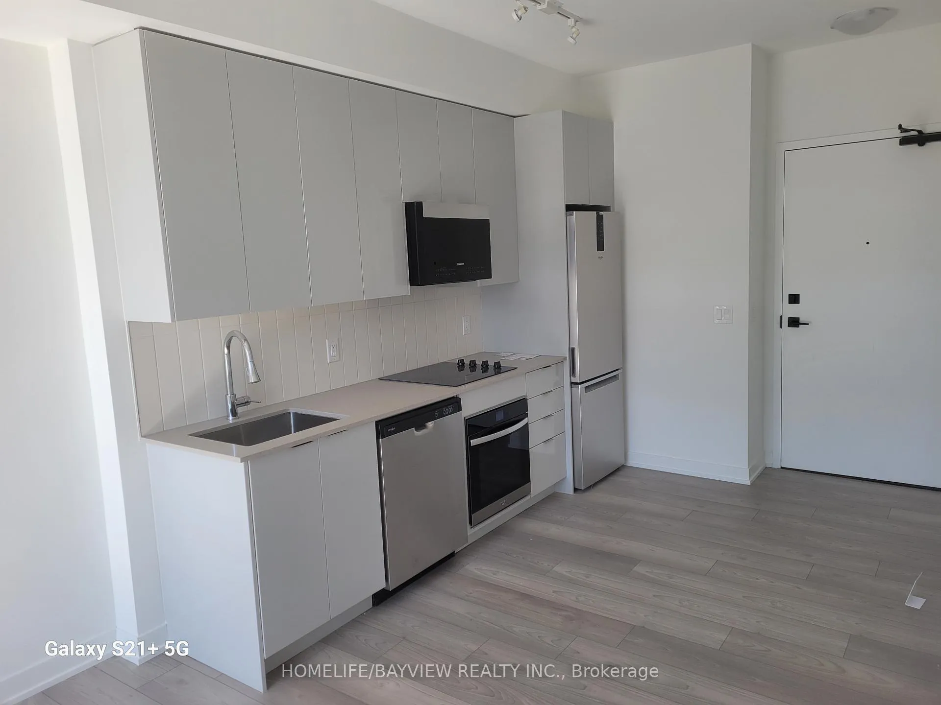 Photo 4 of Unit 2019, 10 abeja Street, Vaughan, Concord — HOMEH