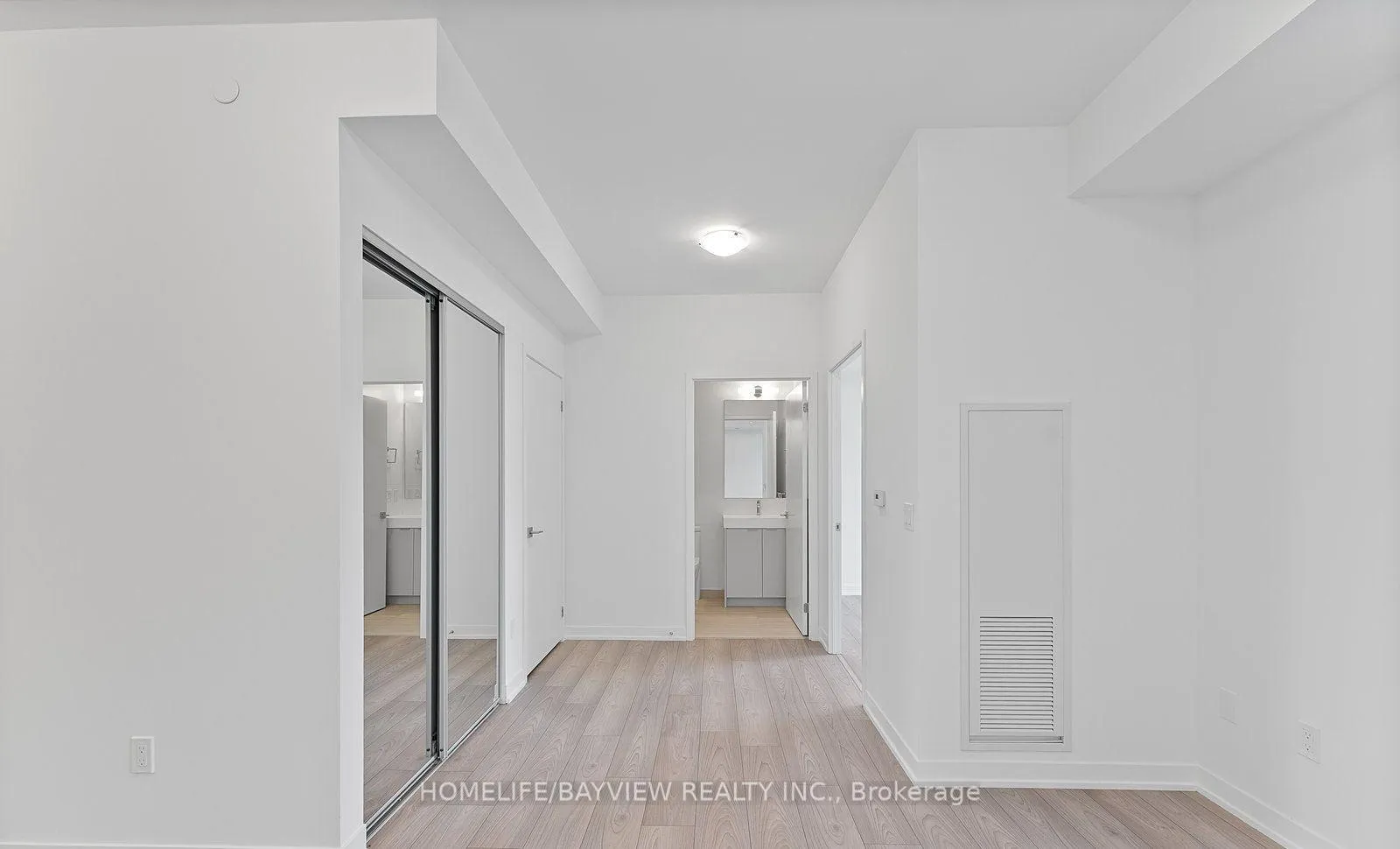Photo 13 of Unit 2019, 10 abeja Street, Vaughan, Concord — HOMEH