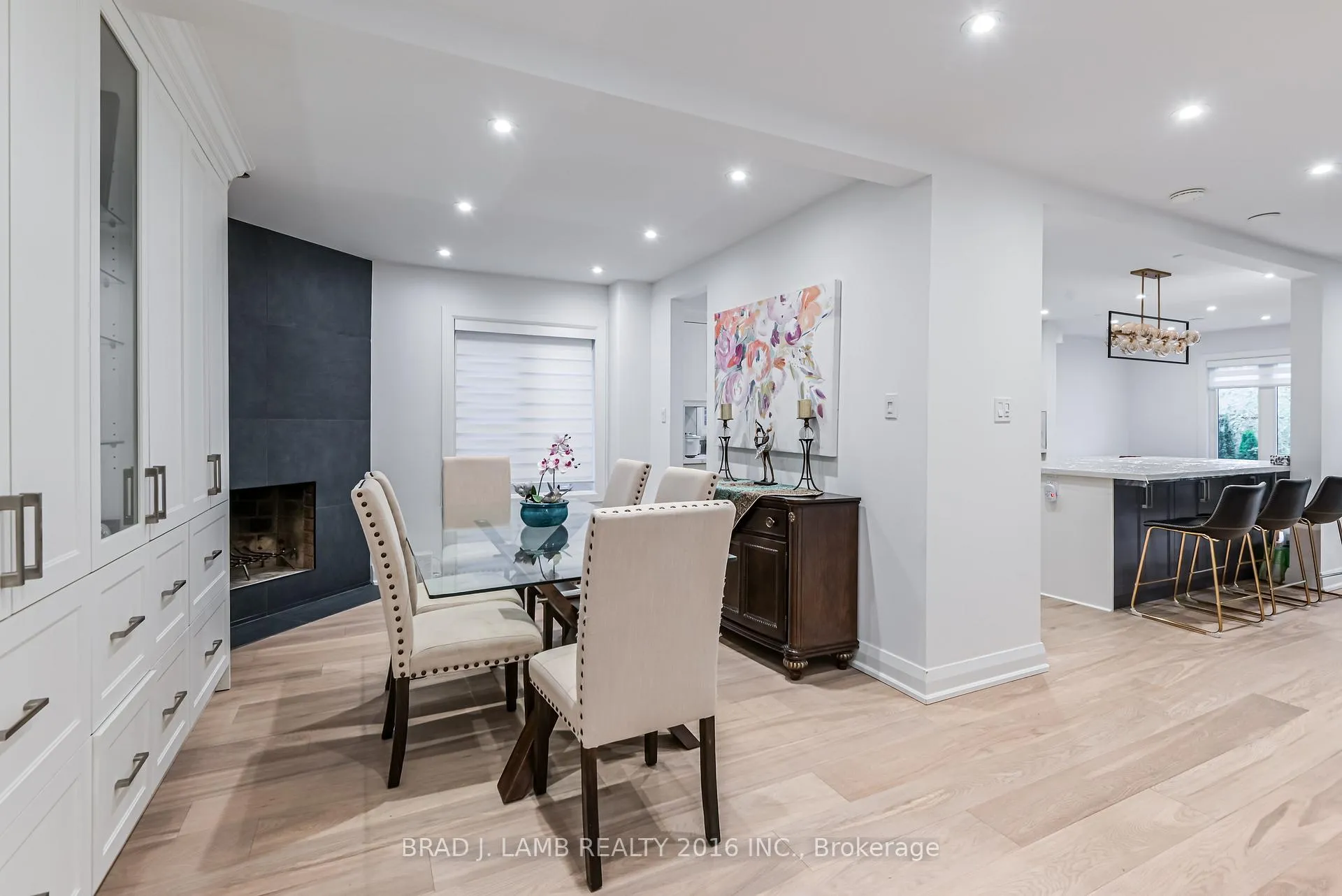 Photo 6 of Unit BED 1, 54 Campbell Avenue, Vaughan, Crestwood-Springfarm-Yorkhill — HOMEH