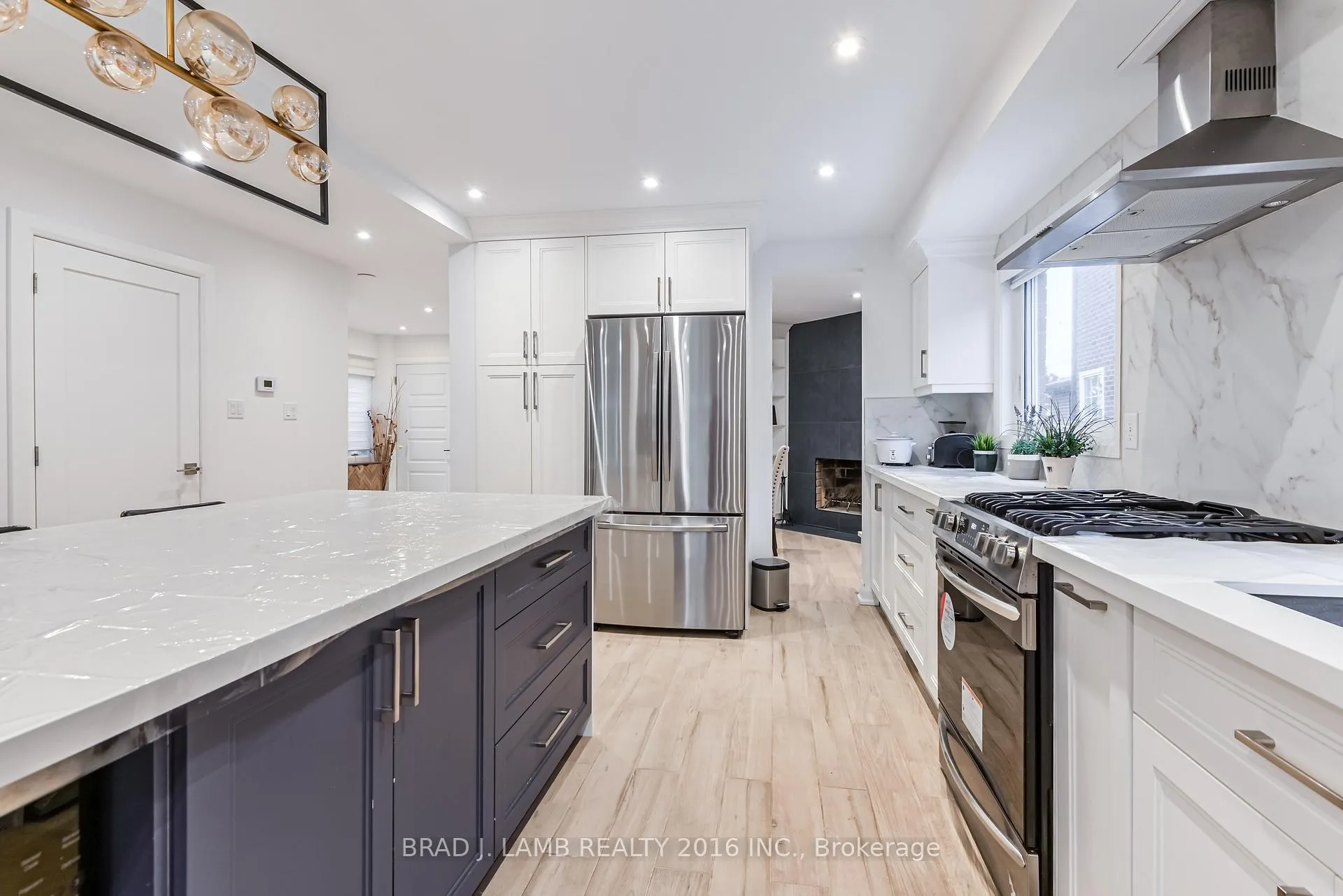 Photo 12 of Unit BED 1, 54 Campbell Avenue, Vaughan, Crestwood-Springfarm-Yorkhill — HOMEH