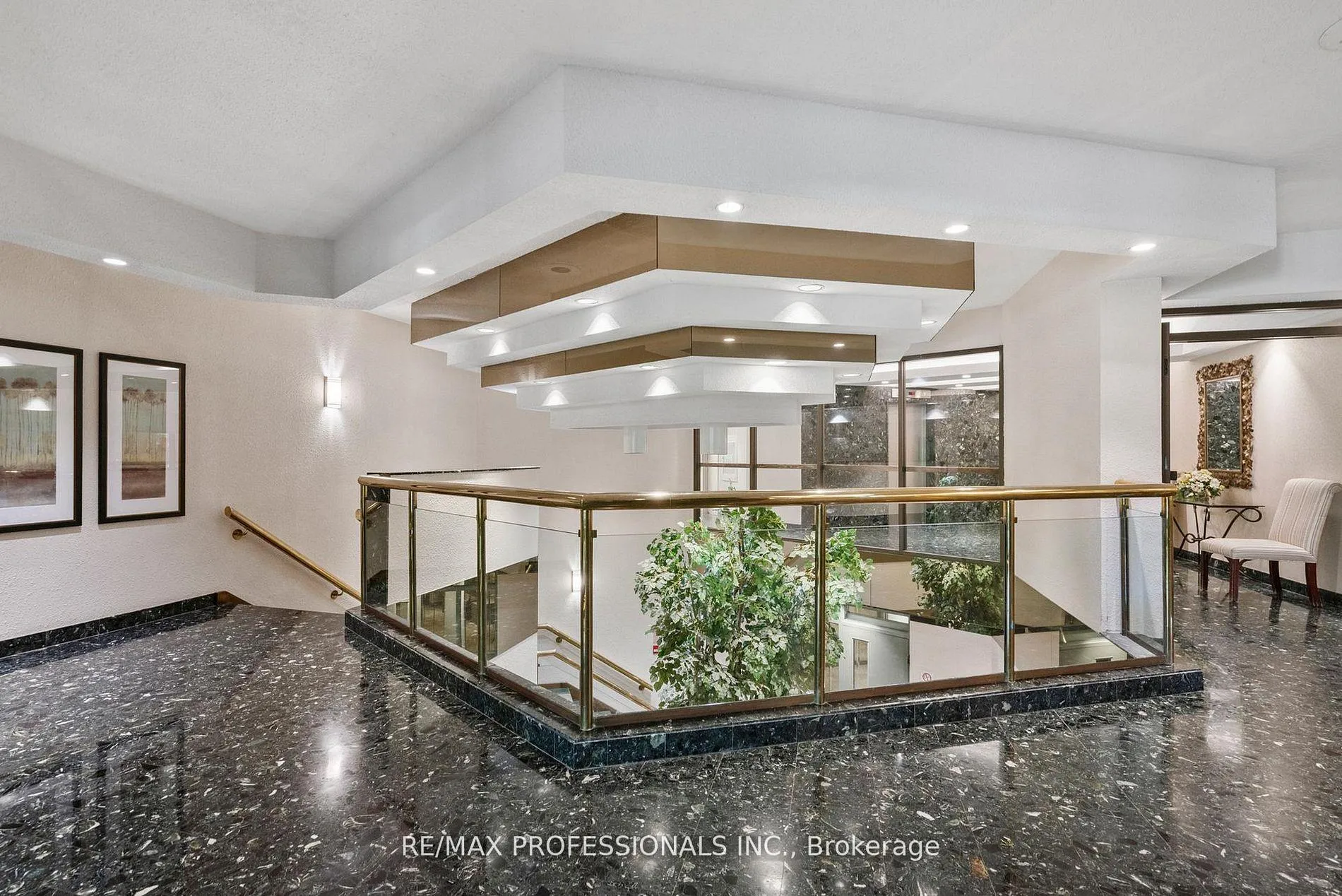 Photo 3 of Unit 1410, 2000 Islington Avenue, Etobicoke, Kingsview Village-The Westway — HOMEH