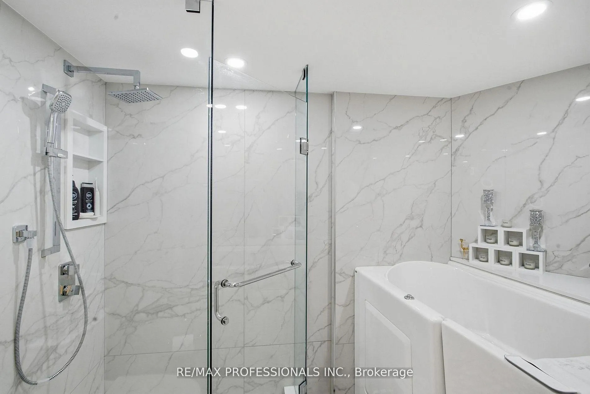 Photo 19 of Unit 1410, 2000 Islington Avenue, Etobicoke, Kingsview Village-The Westway — HOMEH