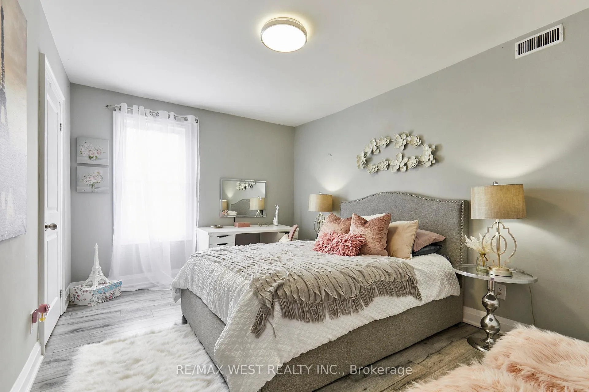 Photo 31 of 235 Dearborn Avenue, Oshawa, O'Neill — HOMEH