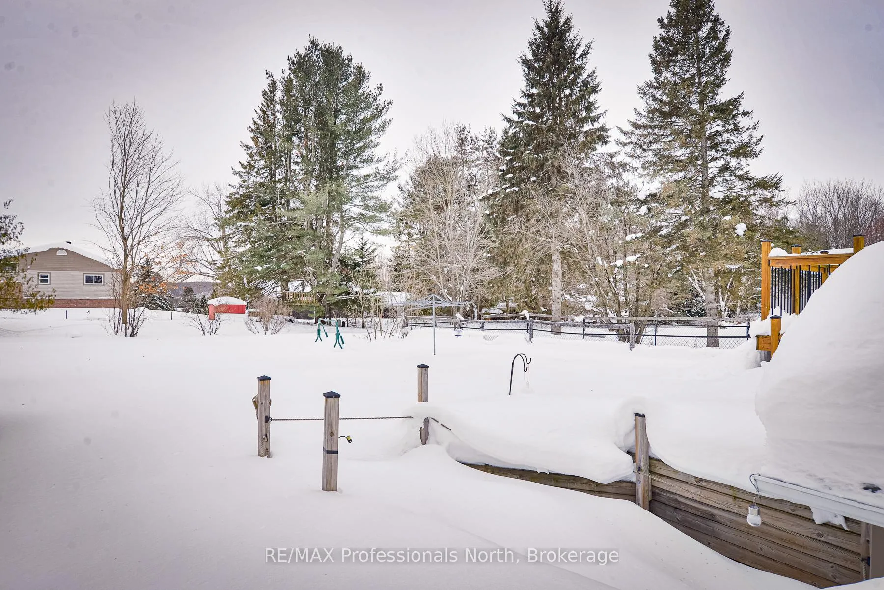 Photo 23 of 76 Westvale Drive, Bracebridge, Monck (Bracebridge) — HOMEH
