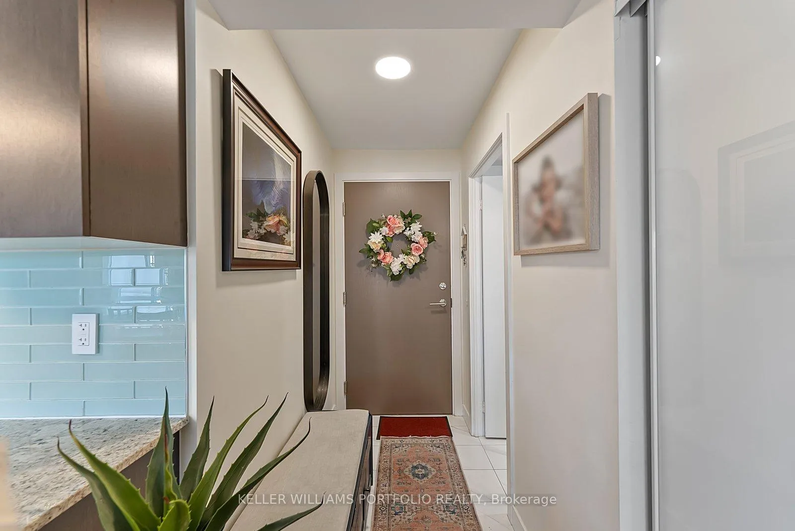 Photo 3 of Unit 1807, 10 Wilby Crescent, North York, Weston — HOMEH