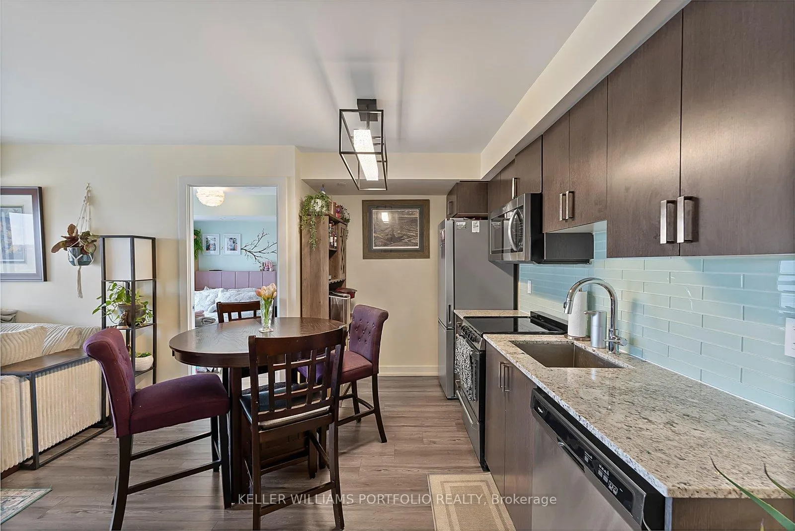 Photo 7 of Unit 1807, 10 Wilby Crescent, North York, Weston — HOMEH