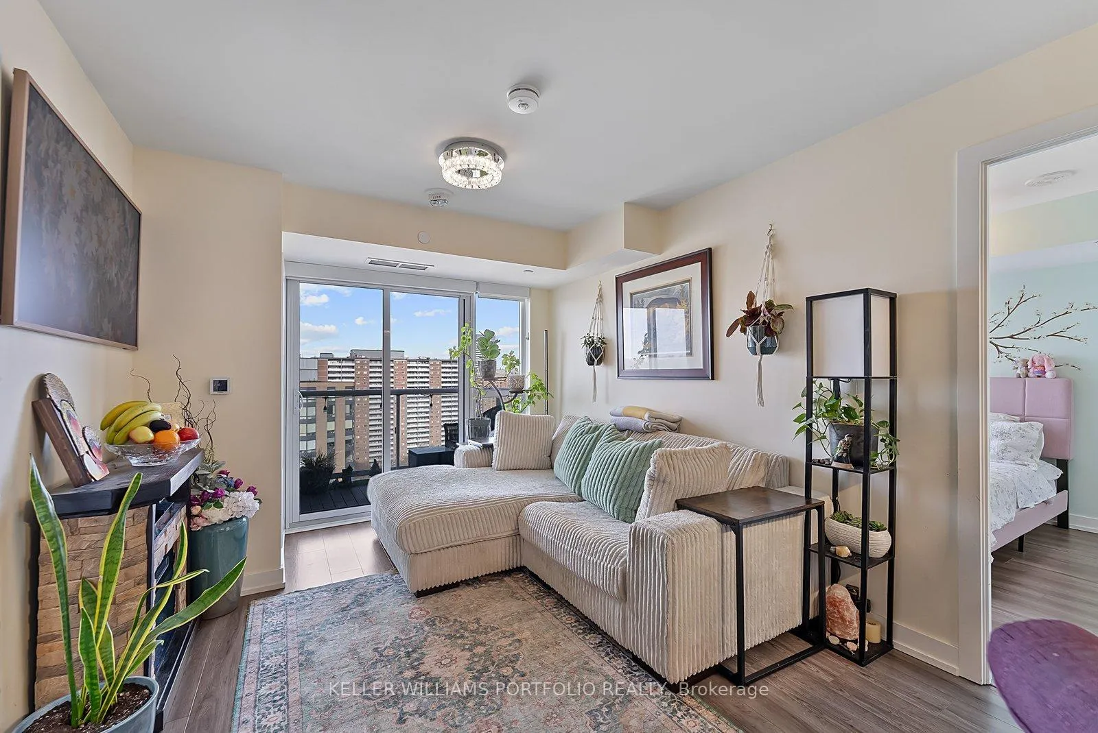Photo 9 of Unit 1807, 10 Wilby Crescent, North York, Weston — HOMEH