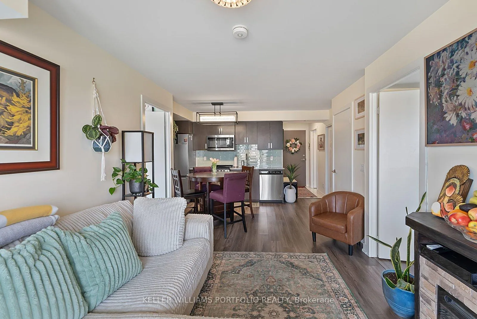 Photo 12 of Unit 1807, 10 Wilby Crescent, North York, Weston — HOMEH