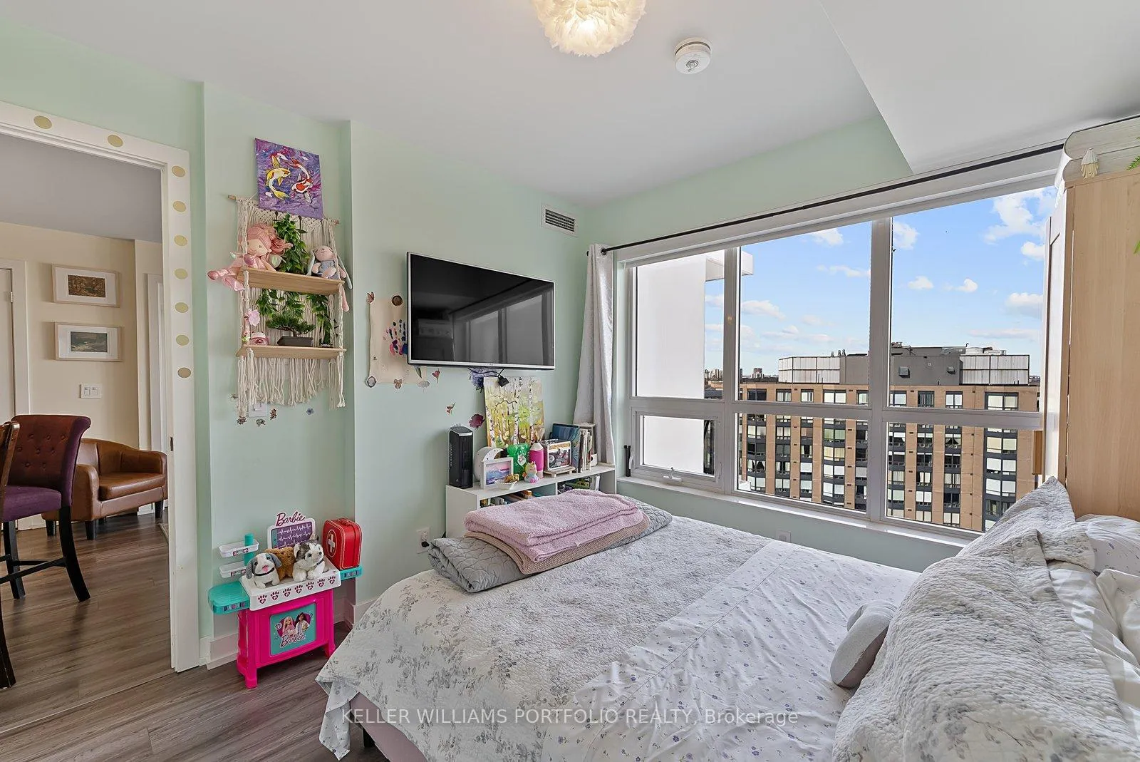 Photo 15 of Unit 1807, 10 Wilby Crescent, North York, Weston — HOMEH