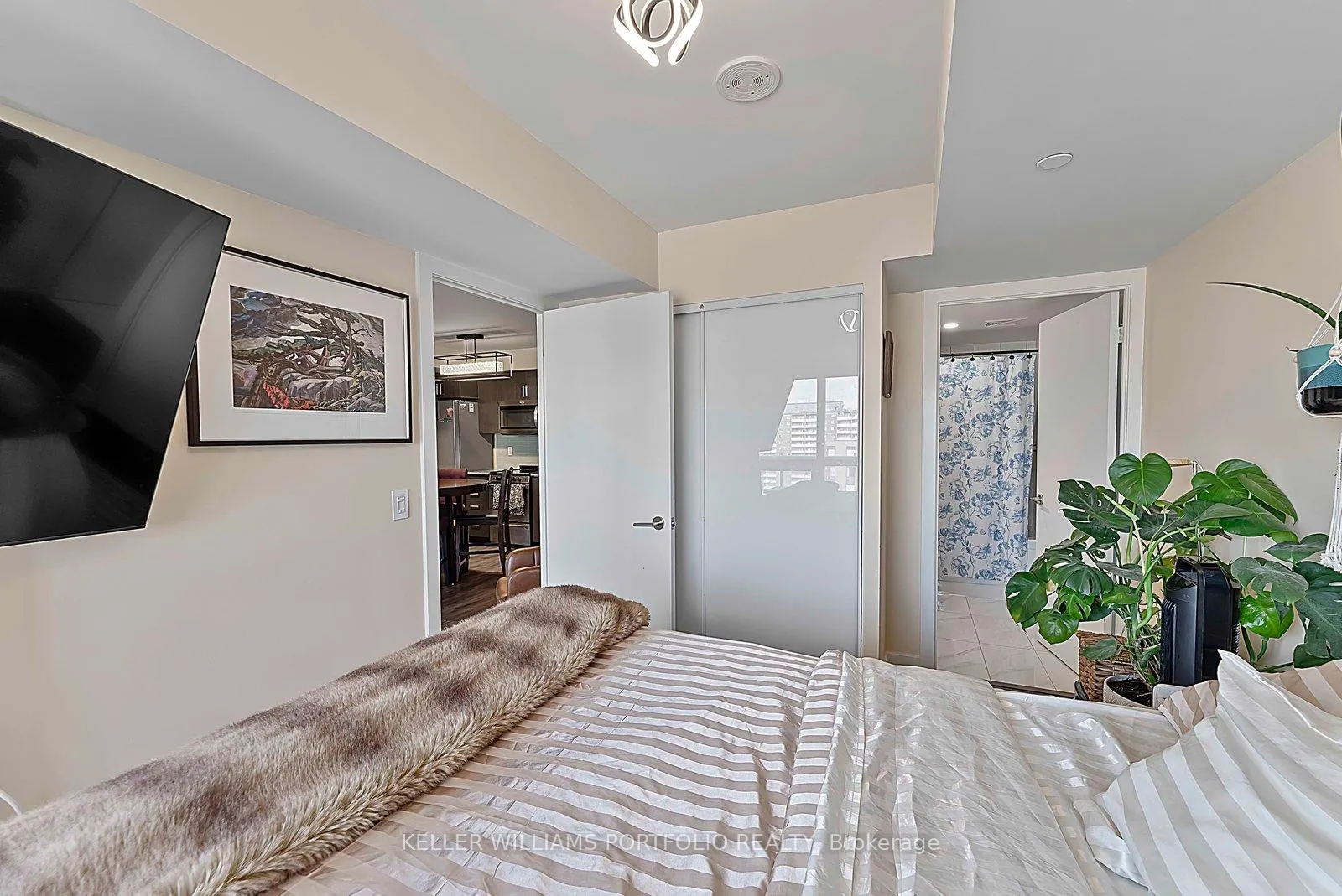 Photo 22 of Unit 1807, 10 Wilby Crescent, North York, Weston — HOMEH