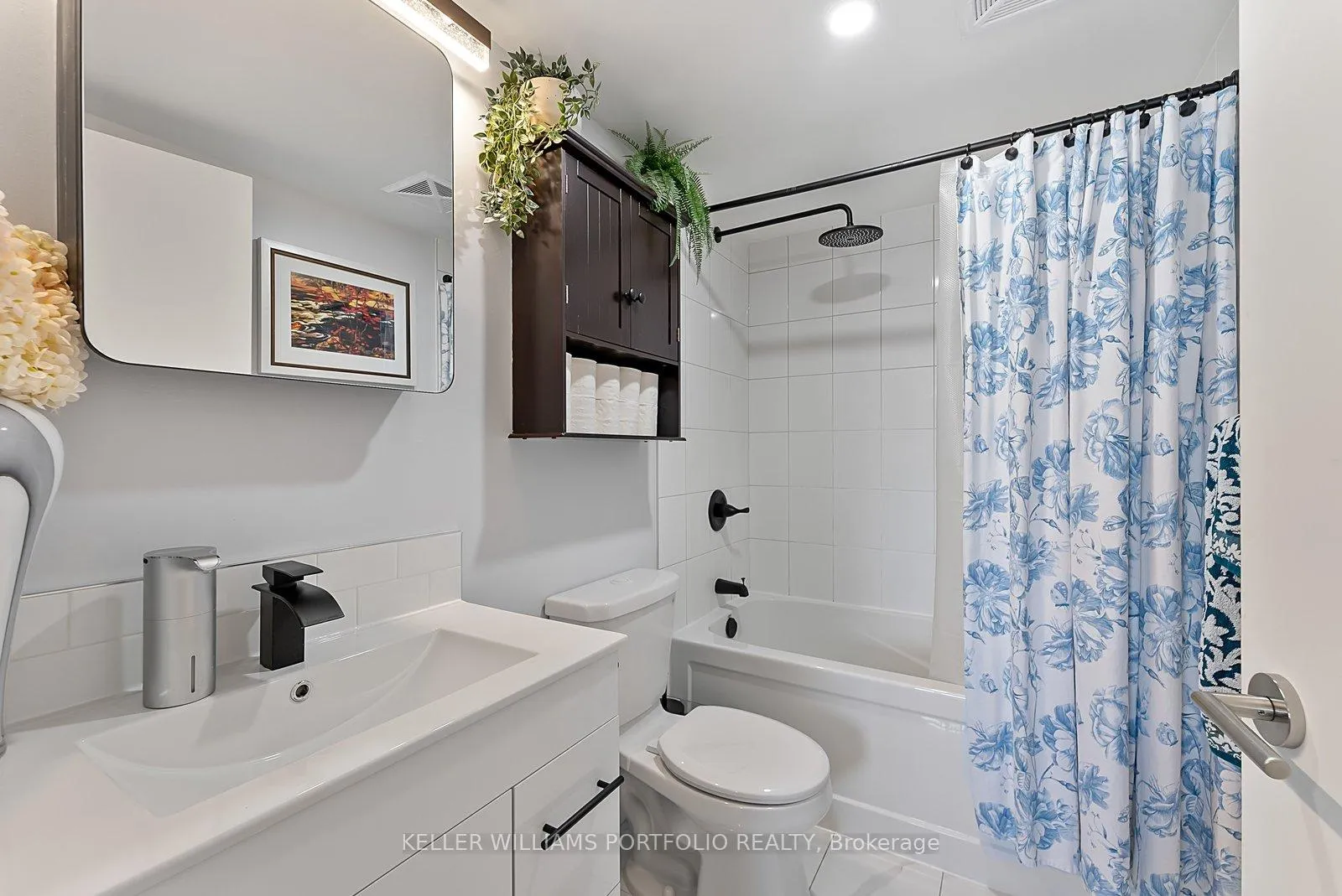 Photo 23 of Unit 1807, 10 Wilby Crescent, North York, Weston — HOMEH