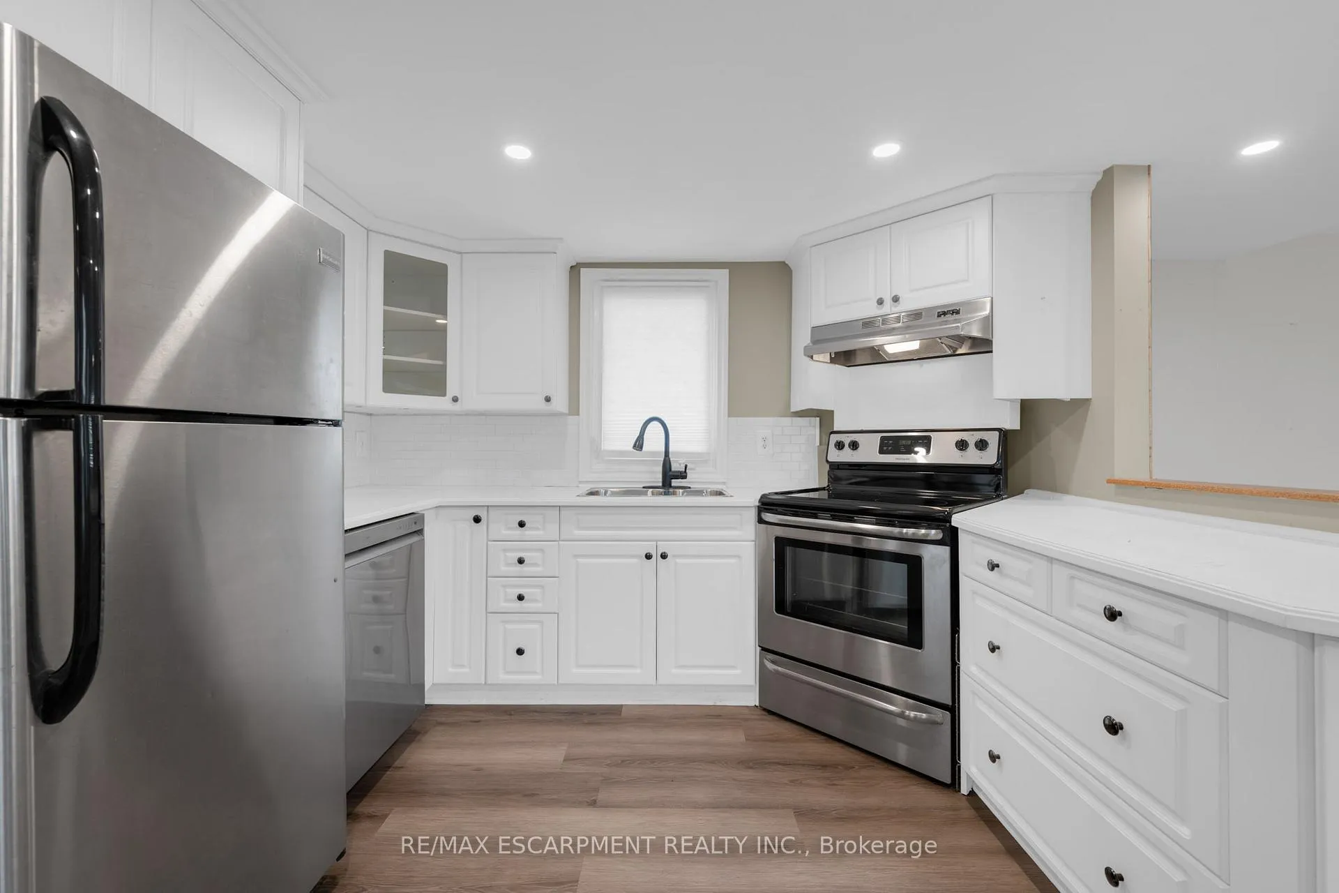 Photo 9 of 4417 Timothy Lane, Lincoln, Beamsville — HOMEH