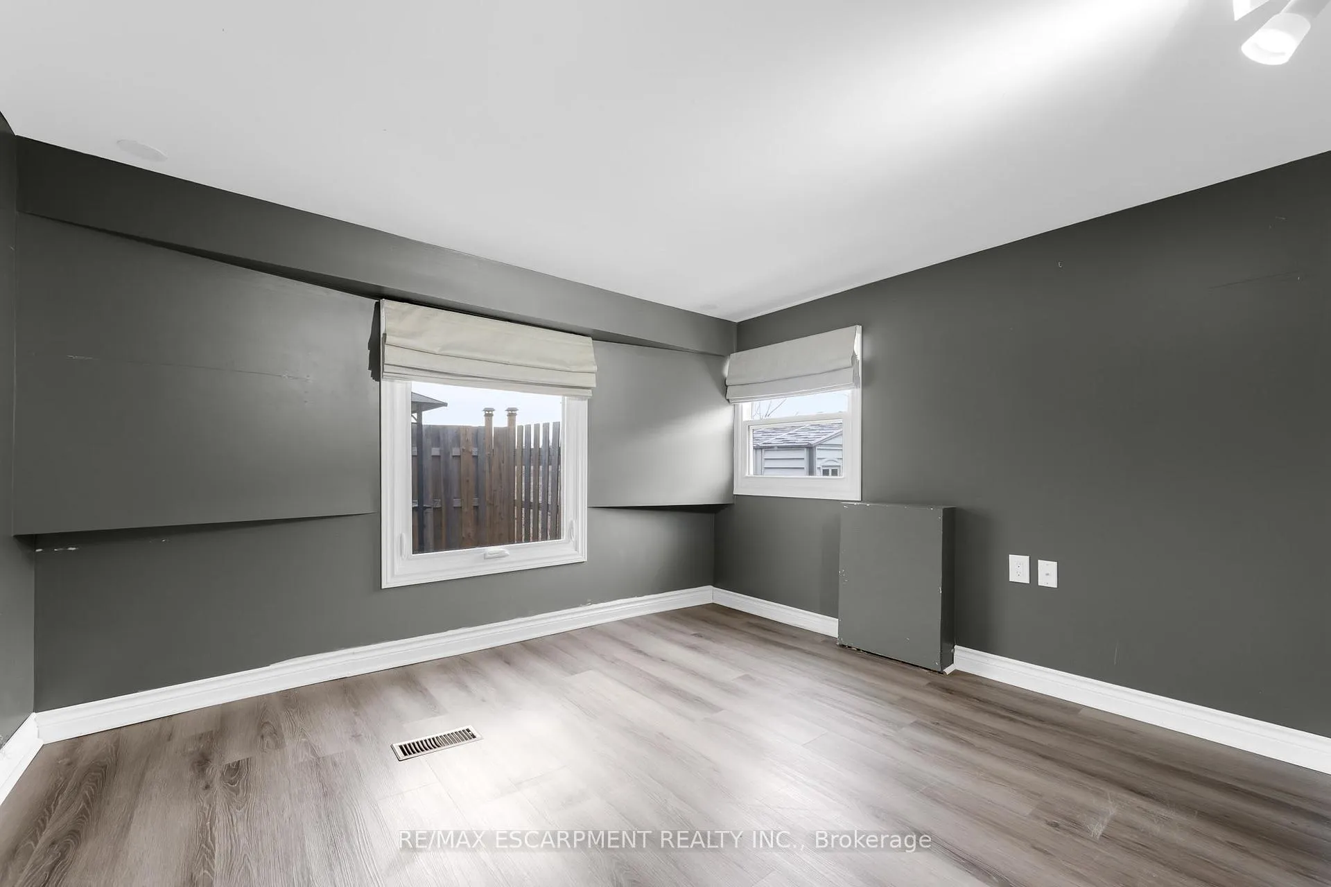 Photo 17 of 4417 Timothy Lane, Lincoln, Beamsville — HOMEH