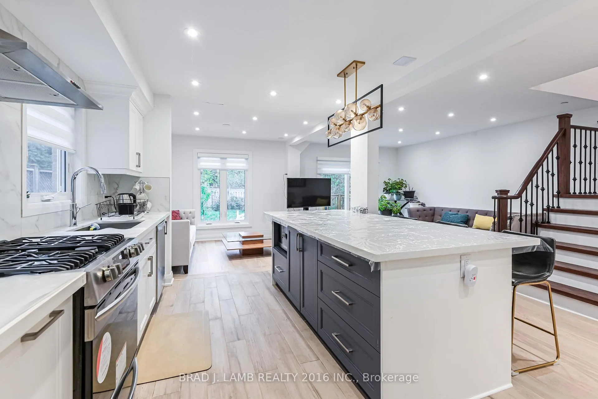 Photo 1 of Unit BED 2, 54 Campbell Avenue, Vaughan, Crestwood-Springfarm-Yorkhill — HOMEH