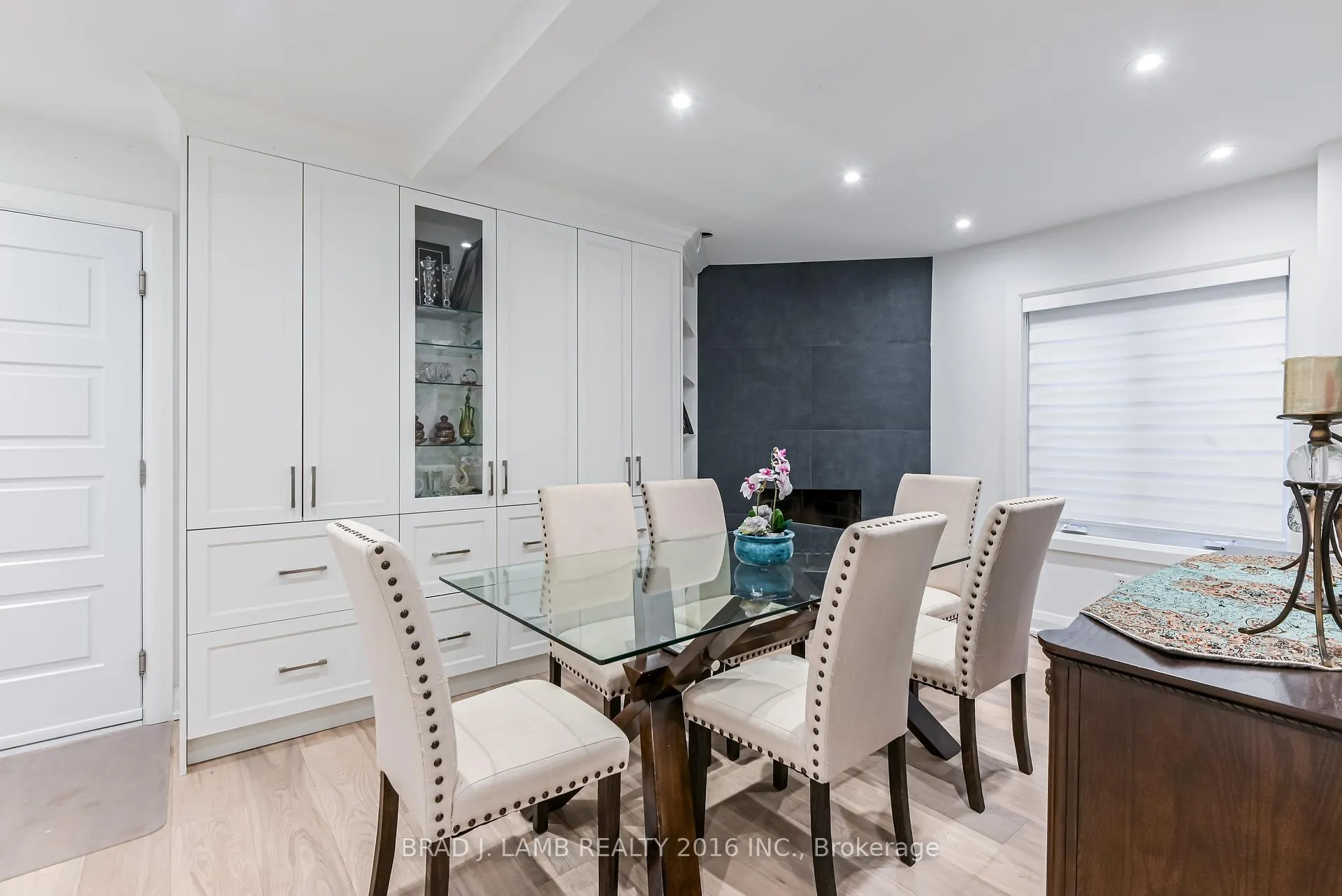Photo 7 of Unit BED 2, 54 Campbell Avenue, Vaughan, Crestwood-Springfarm-Yorkhill — HOMEH