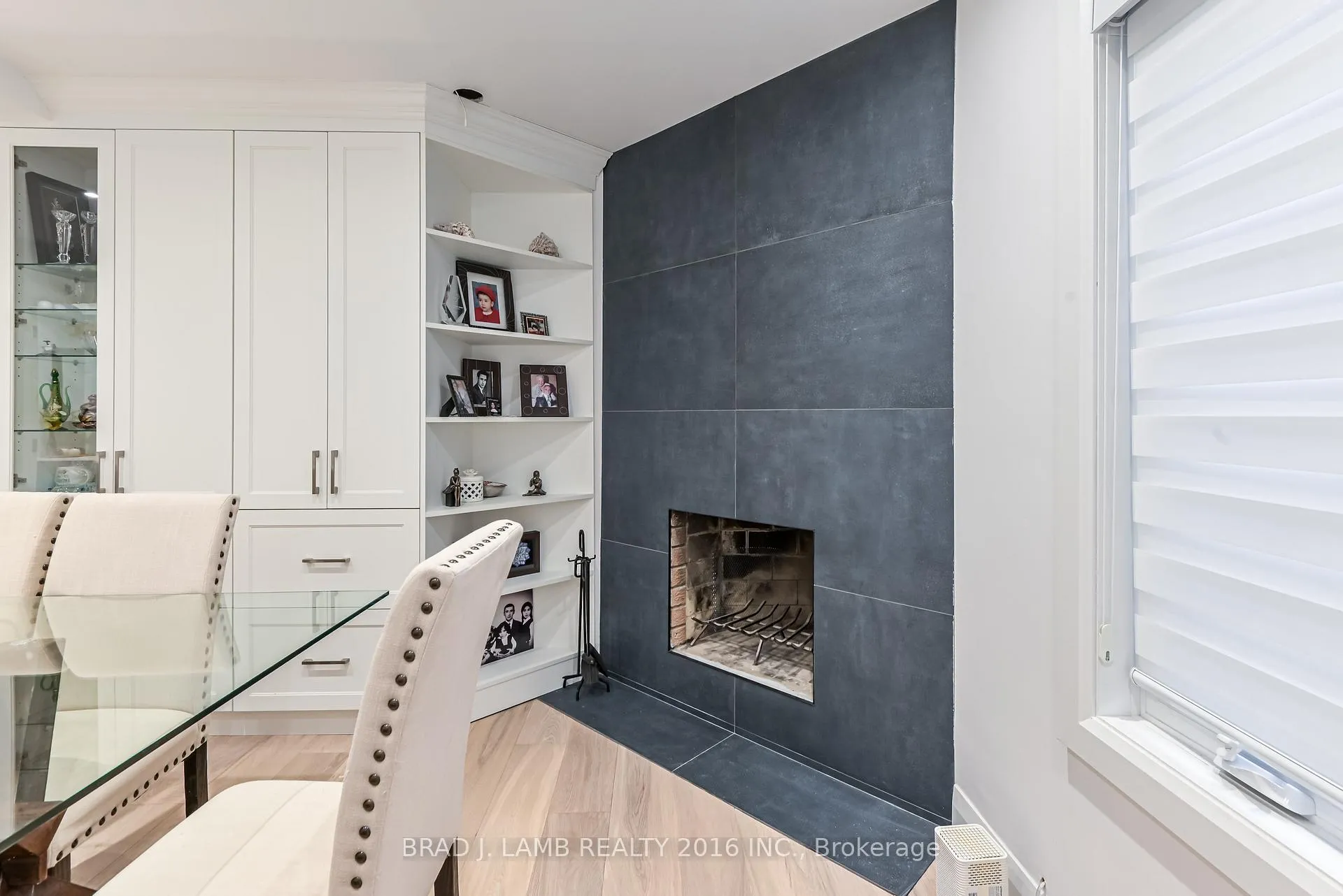 Photo 8 of Unit BED 2, 54 Campbell Avenue, Vaughan, Crestwood-Springfarm-Yorkhill — HOMEH