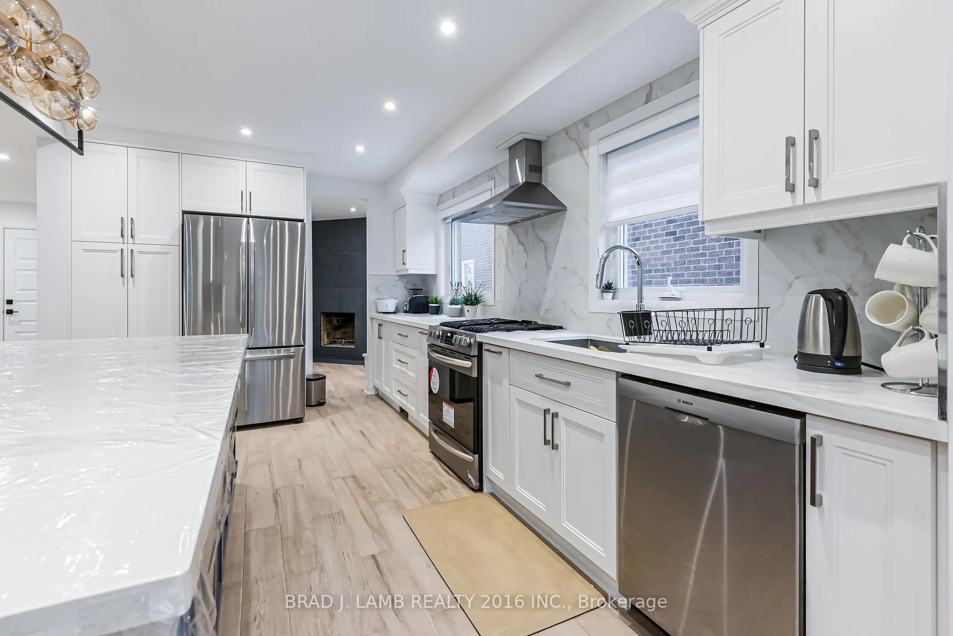 Photo 13 of Unit BED 2, 54 Campbell Avenue, Vaughan, Crestwood-Springfarm-Yorkhill — HOMEH