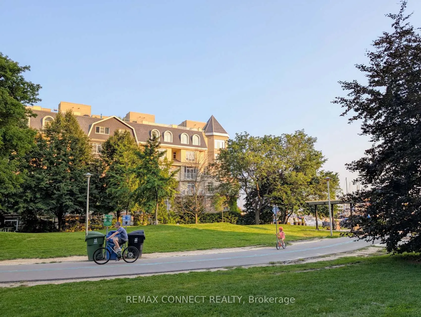Photo 32 of Unit 673, 38 Stadium Road, Toronto, Niagara — HOMEH