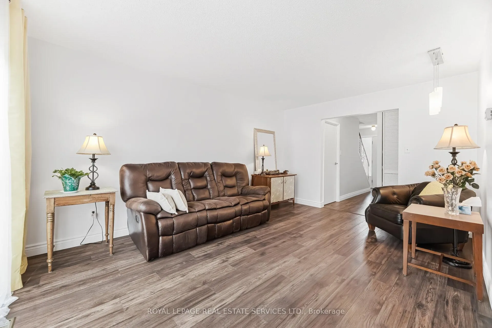 Photo 7 of Unit 36 End-Unit, 300 Rexford Drive, Hamilton, Randall — HOMEH