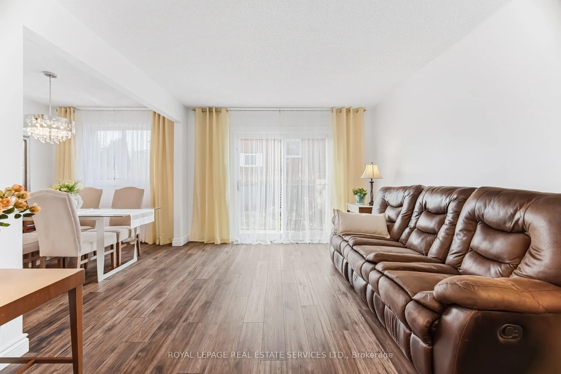 Photo 11 of Unit 36 End-Unit, 300 Rexford Drive, Hamilton, Randall — HOMEH