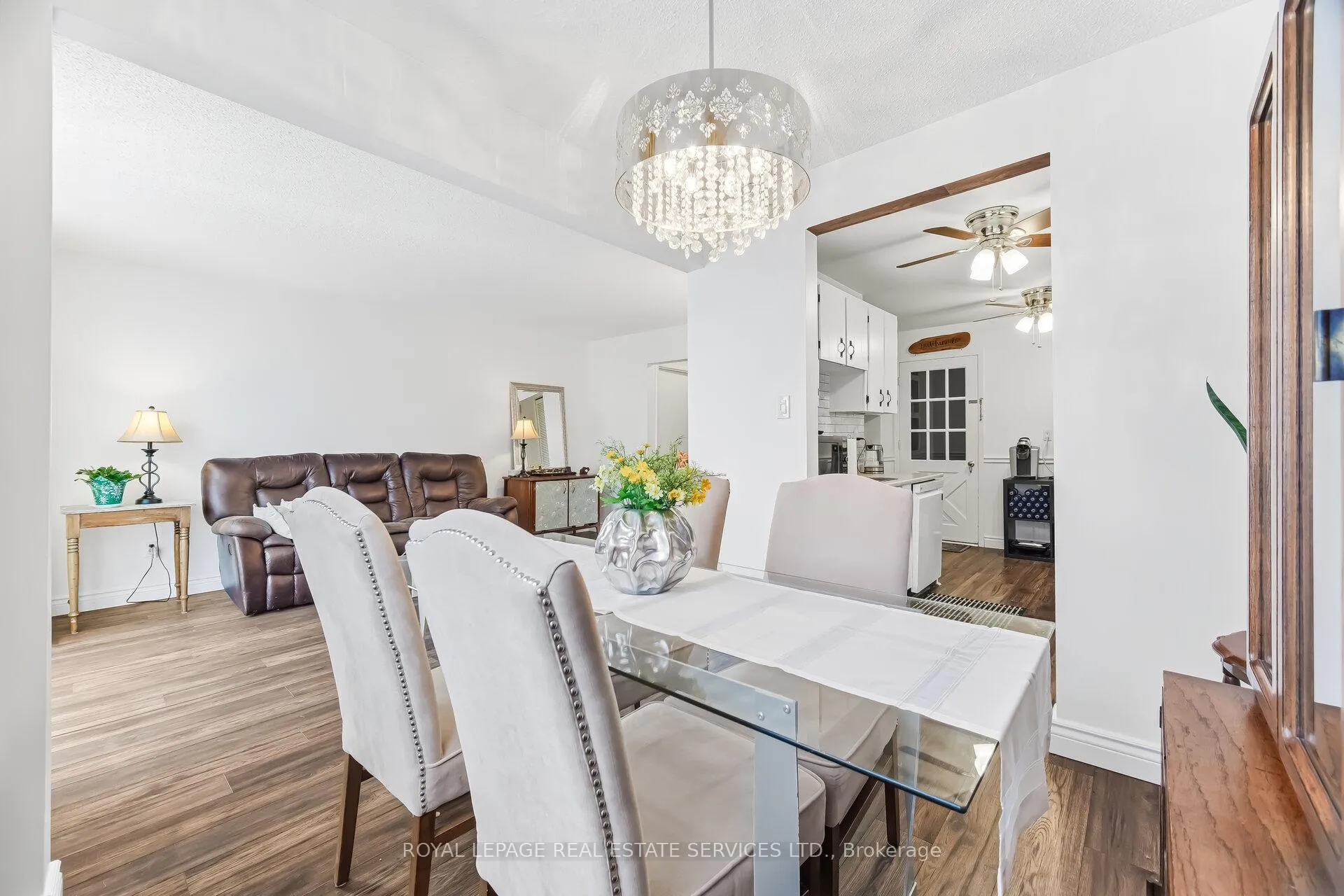 Photo 14 of Unit 36 End-Unit, 300 Rexford Drive, Hamilton, Randall — HOMEH