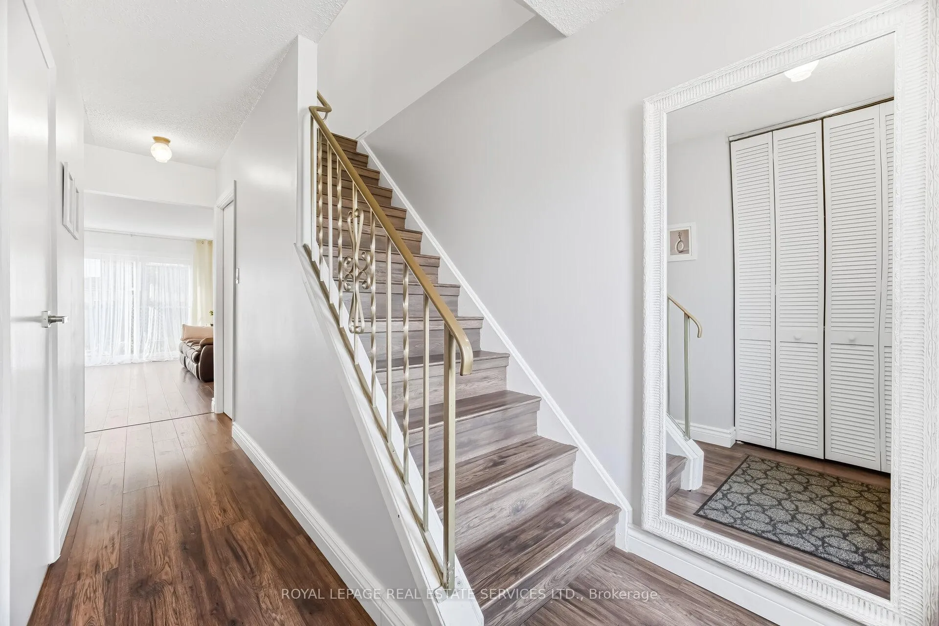 Photo 22 of Unit 36 End-Unit, 300 Rexford Drive, Hamilton, Randall — HOMEH