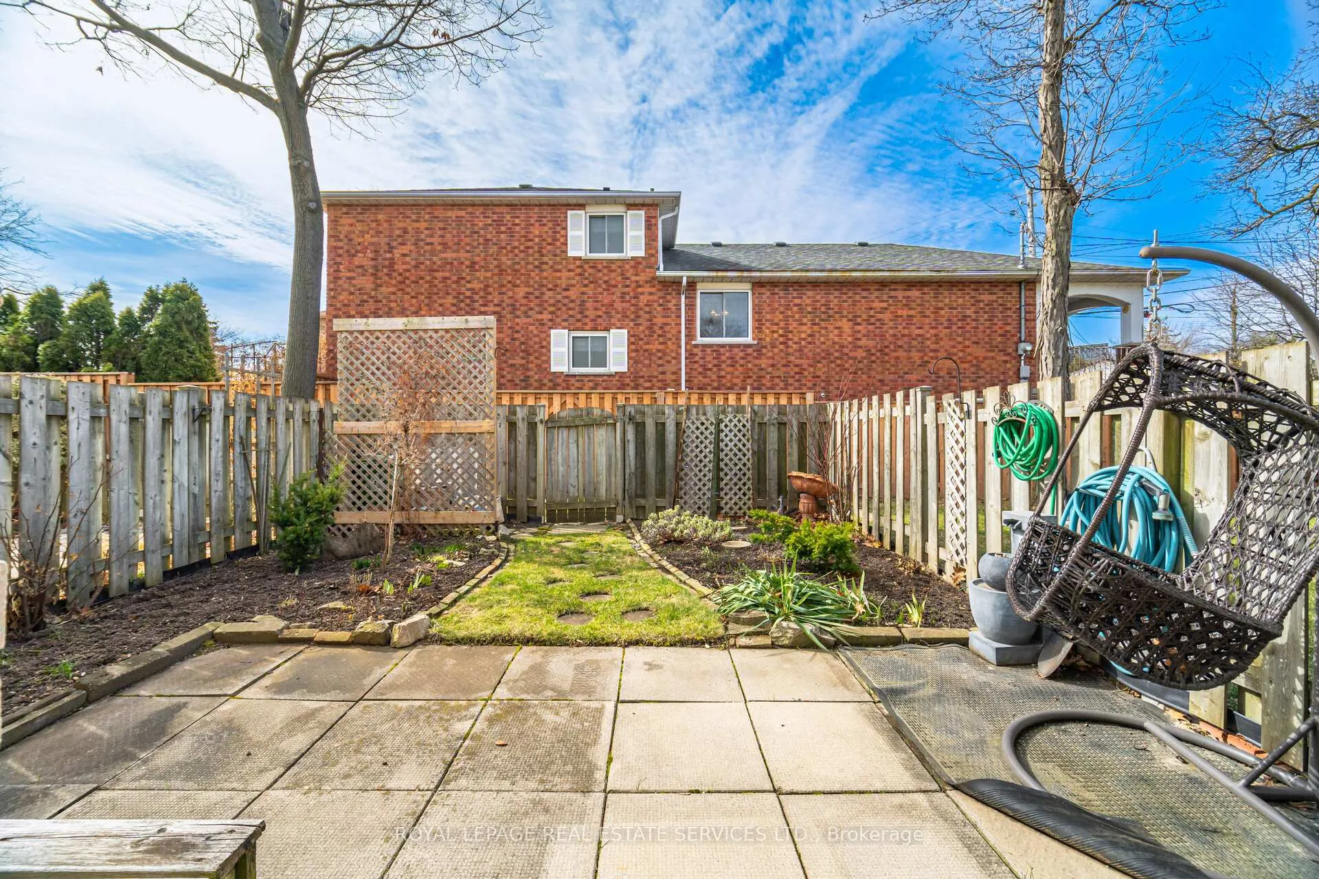 Photo 42 of Unit 36 End-Unit, 300 Rexford Drive, Hamilton, Randall — HOMEH