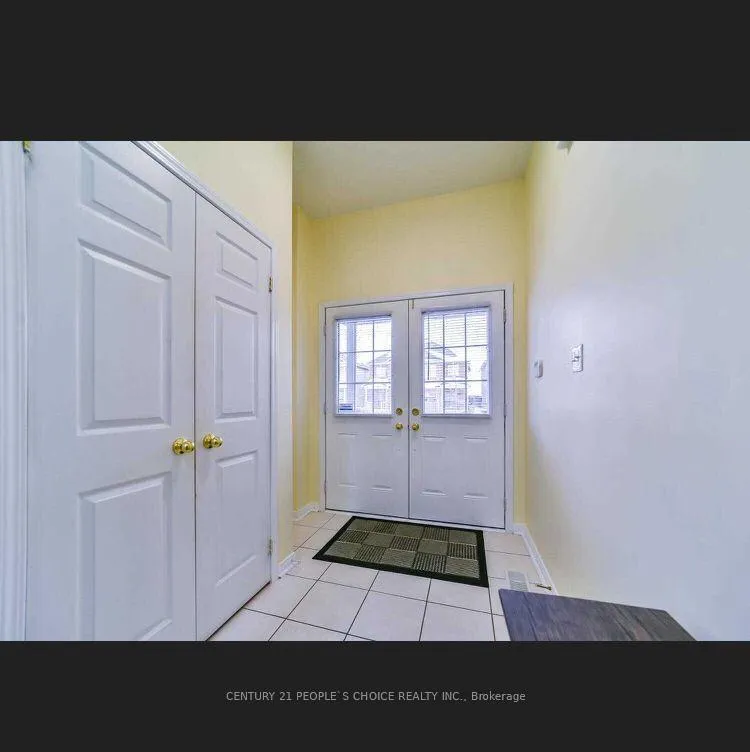 Photo 3 of 45 Kettlewell Crescent, Brampton, Sandringham-Wellington — HOMEH