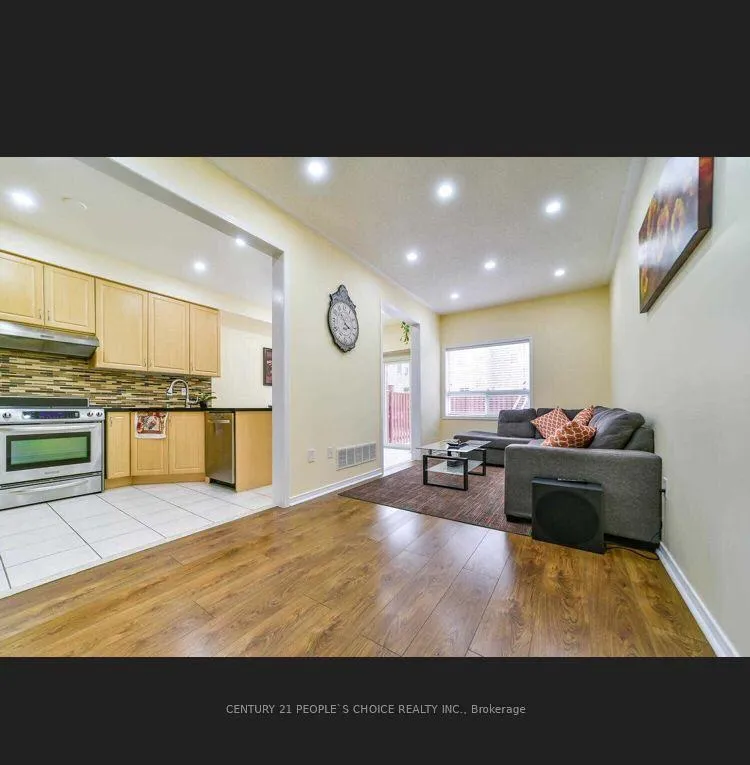 Photo 9 of 45 Kettlewell Crescent, Brampton, Sandringham-Wellington — HOMEH
