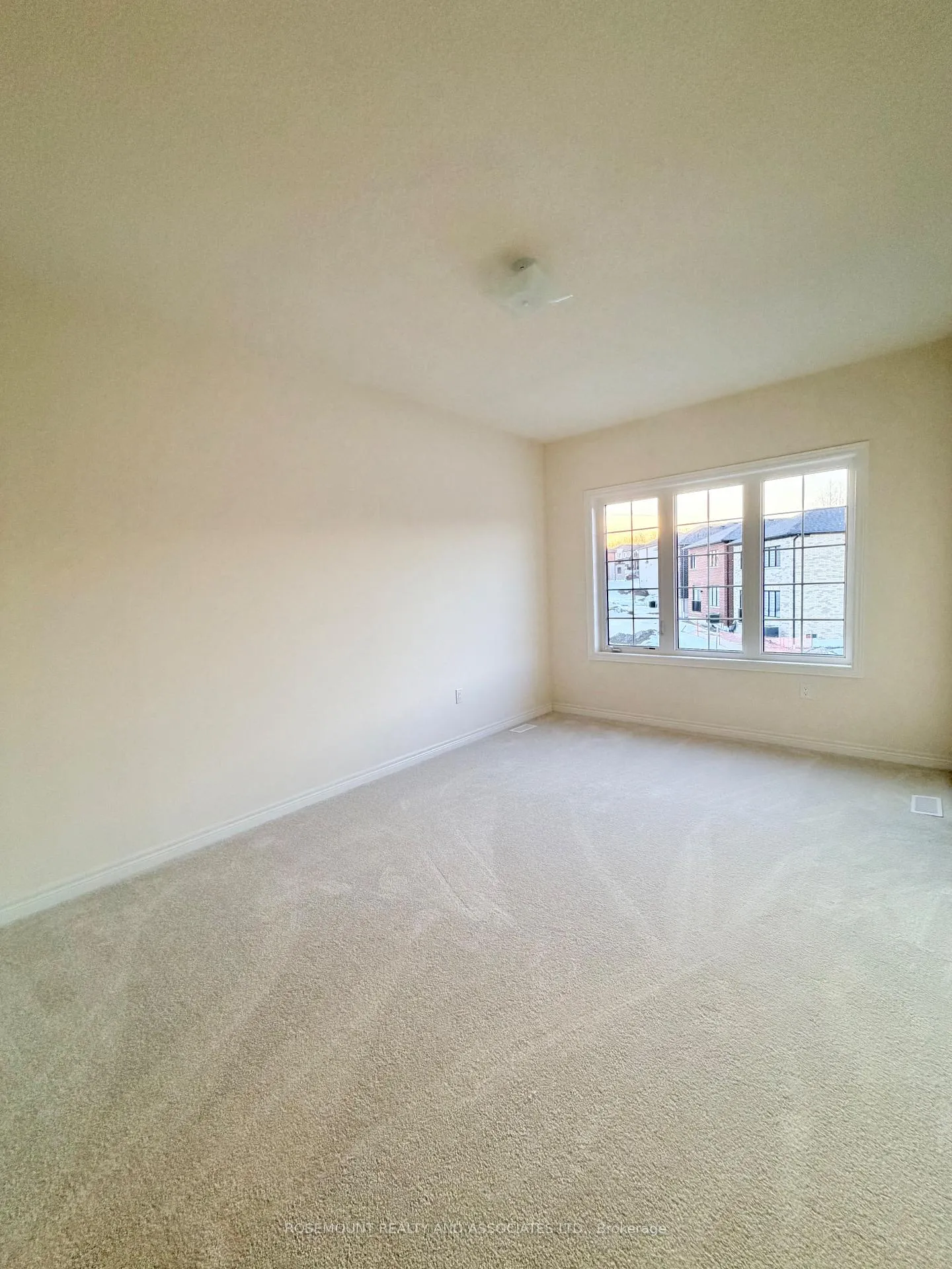 Photo 5 of 2962 Peter Matthews Drive, Pickering, Rural Pickering — HOMEH