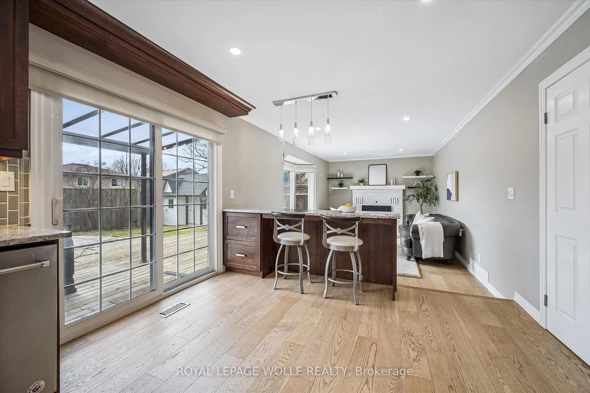 Photo 16 of 161 Ambleside Court, Waterloo — HOMEH