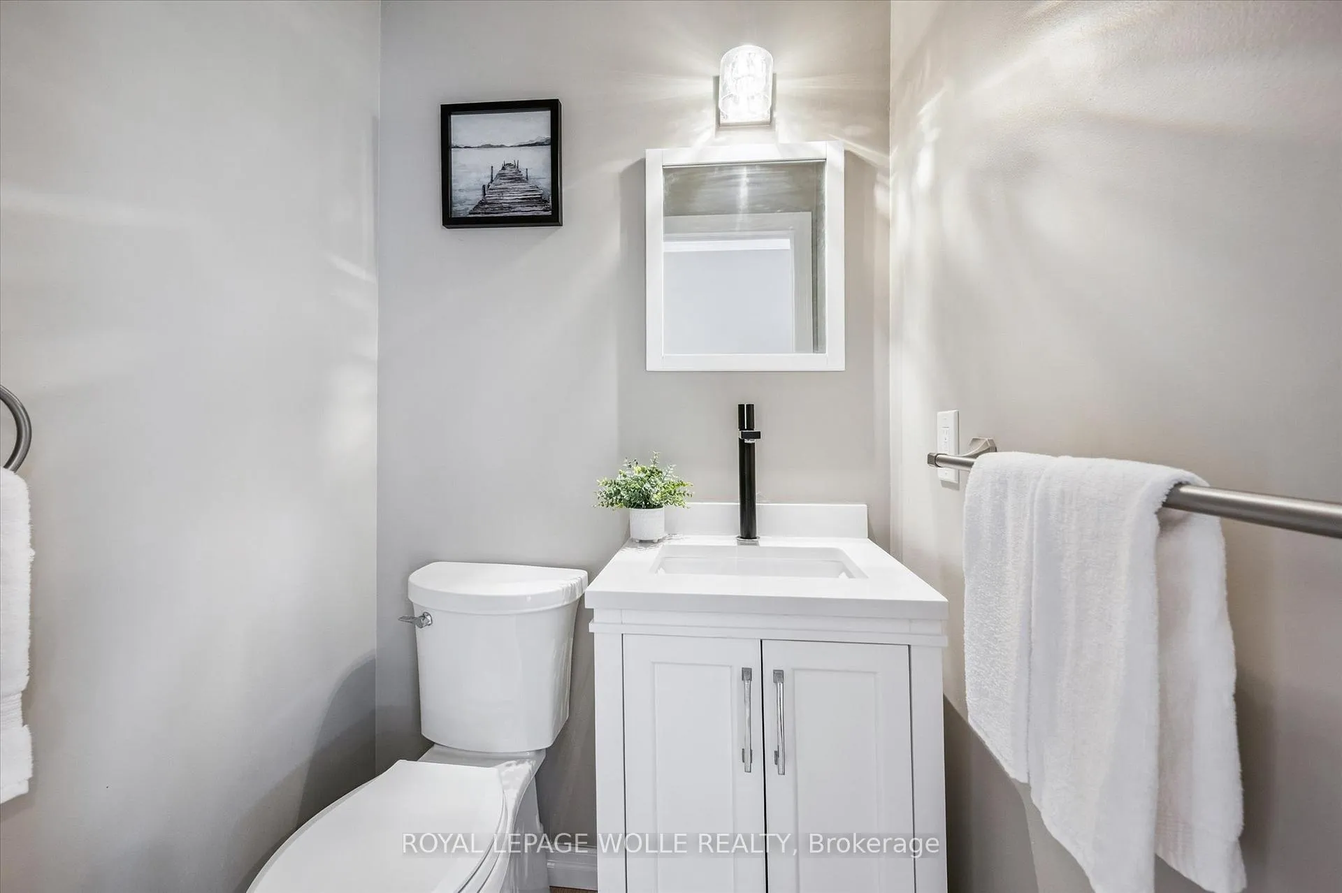 Photo 19 of 161 Ambleside Court, Waterloo — HOMEH