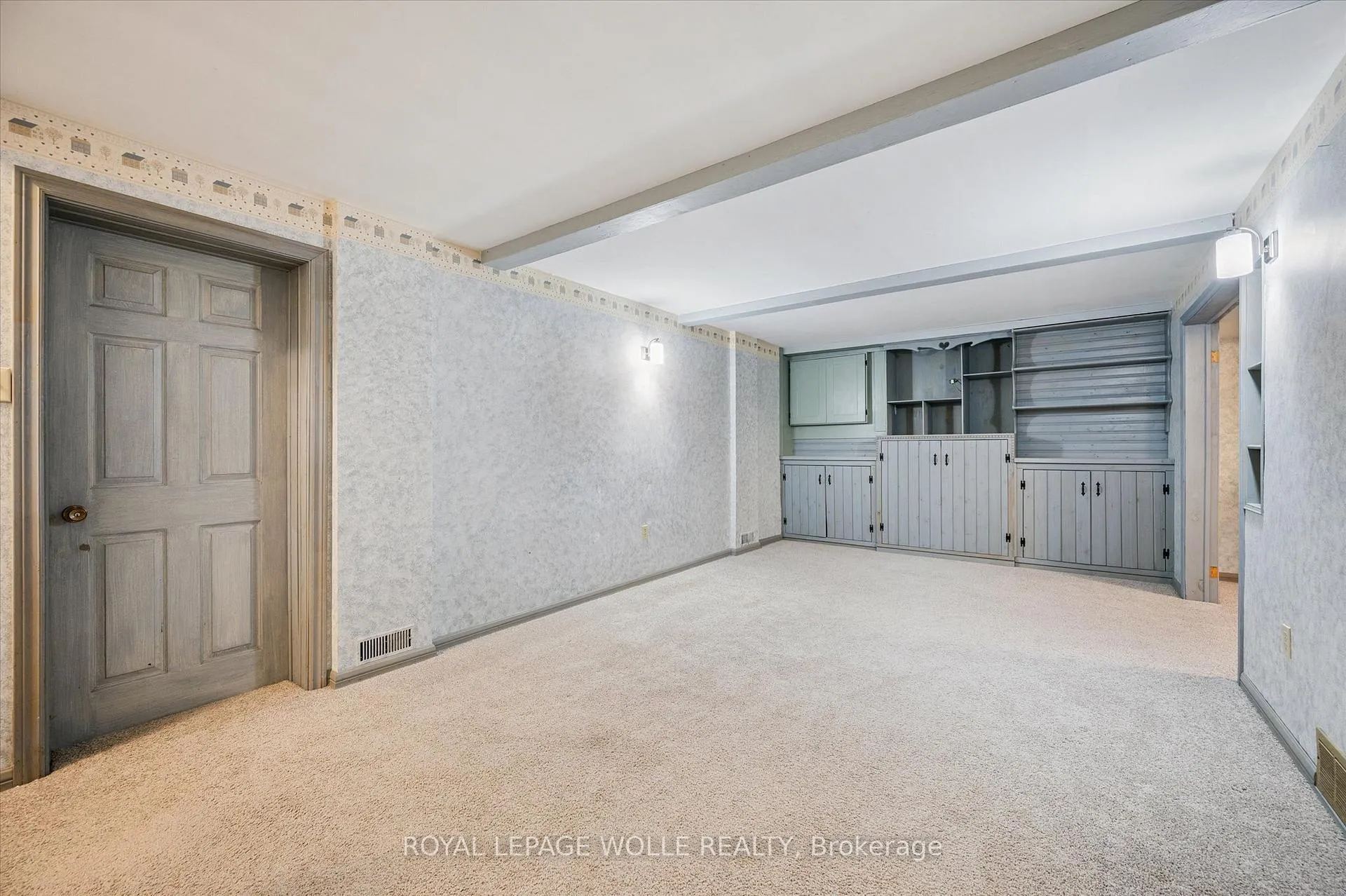 Photo 28 of 161 Ambleside Court, Waterloo — HOMEH