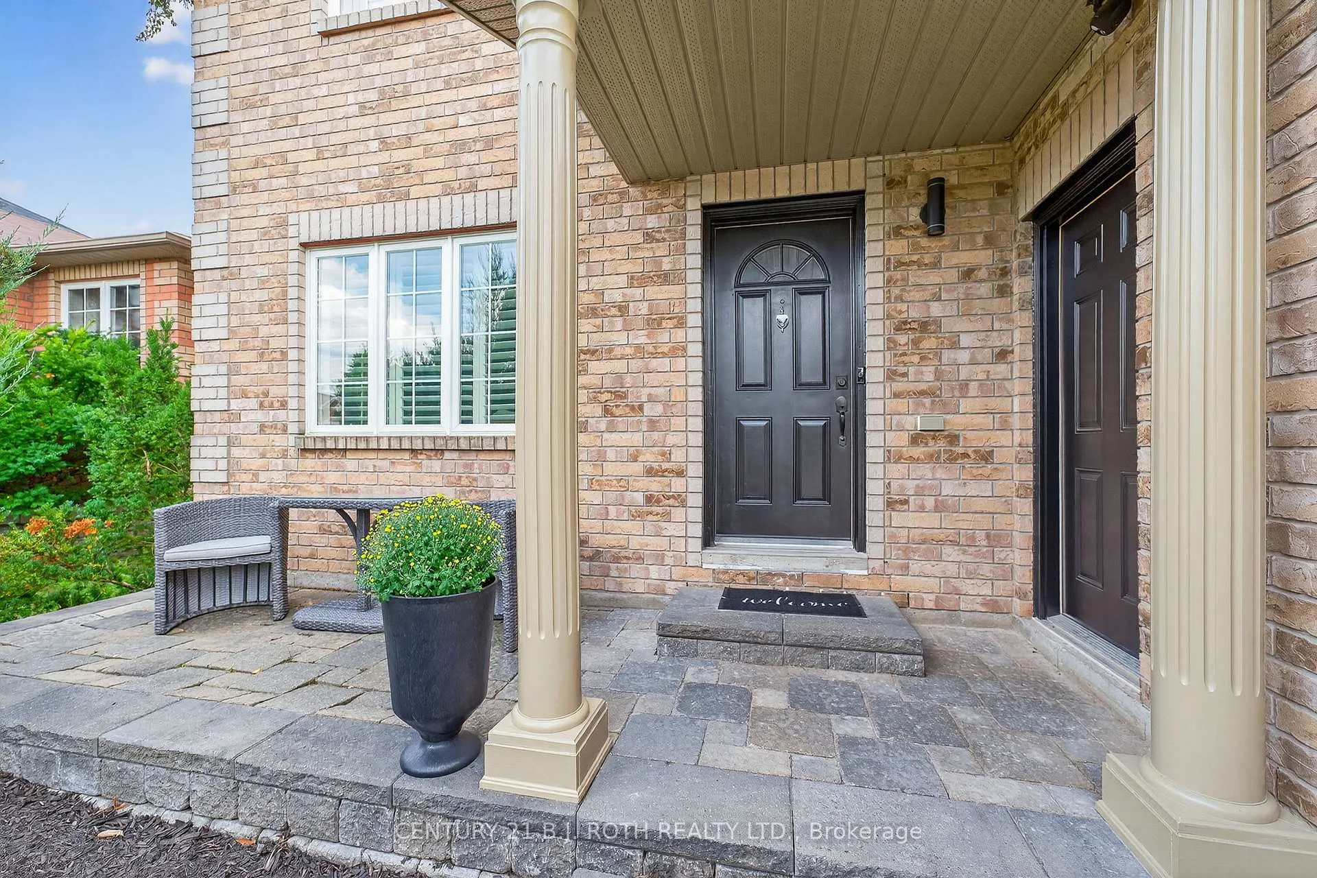 Photo 4 of 5 Claire Drive, Barrie, Painswick South — HOMEH