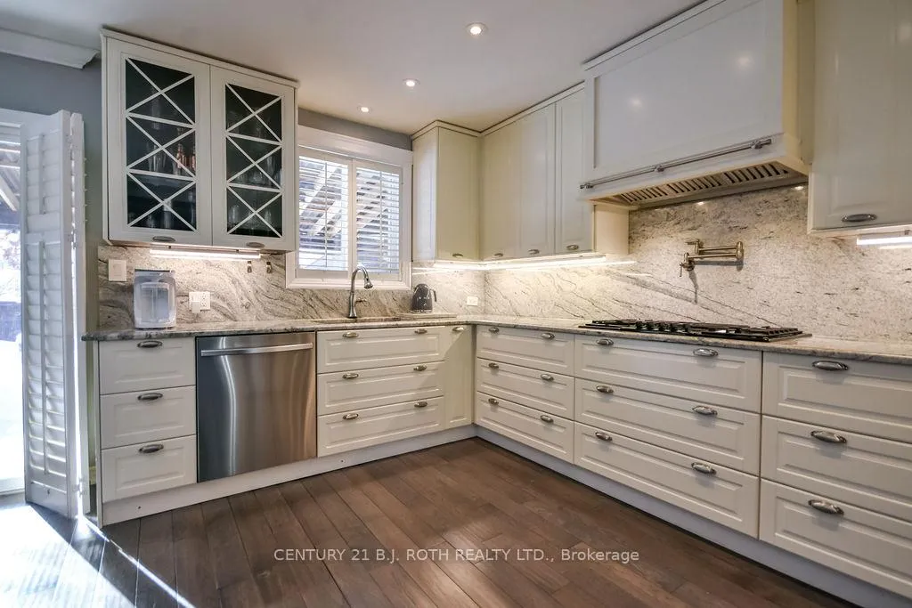 Photo 12 of 5 Claire Drive, Barrie, Painswick South — HOMEH