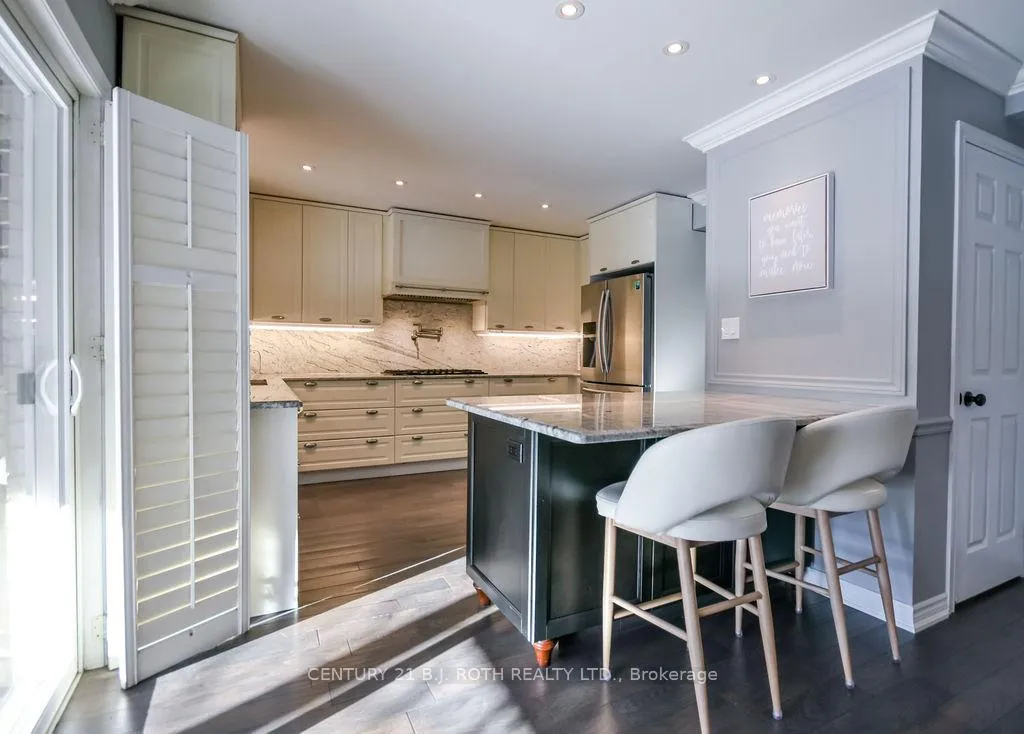Photo 14 of 5 Claire Drive, Barrie, Painswick South — HOMEH