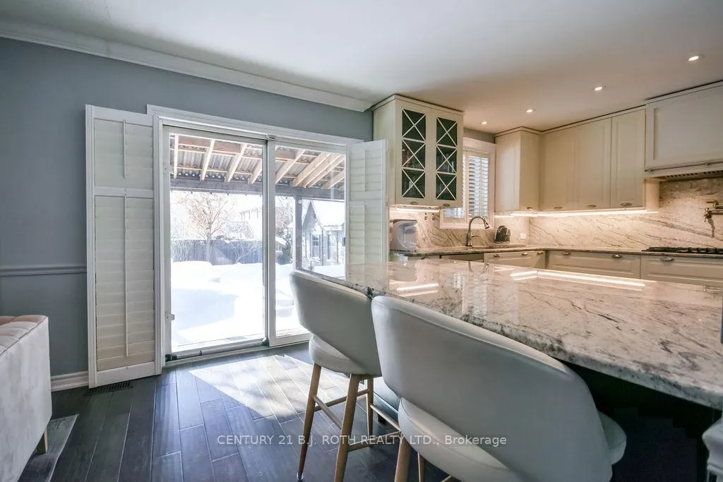 Photo 15 of 5 Claire Drive, Barrie, Painswick South — HOMEH