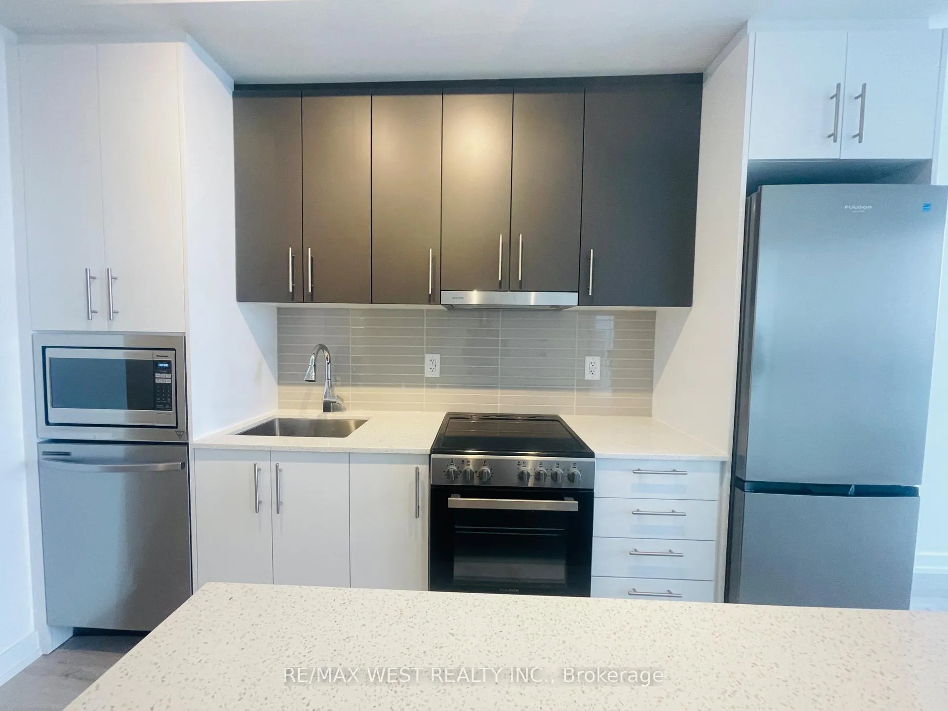 Photo 2 of Unit 908, 9763 Markham Road, Markham, Greensborough — HOMEH