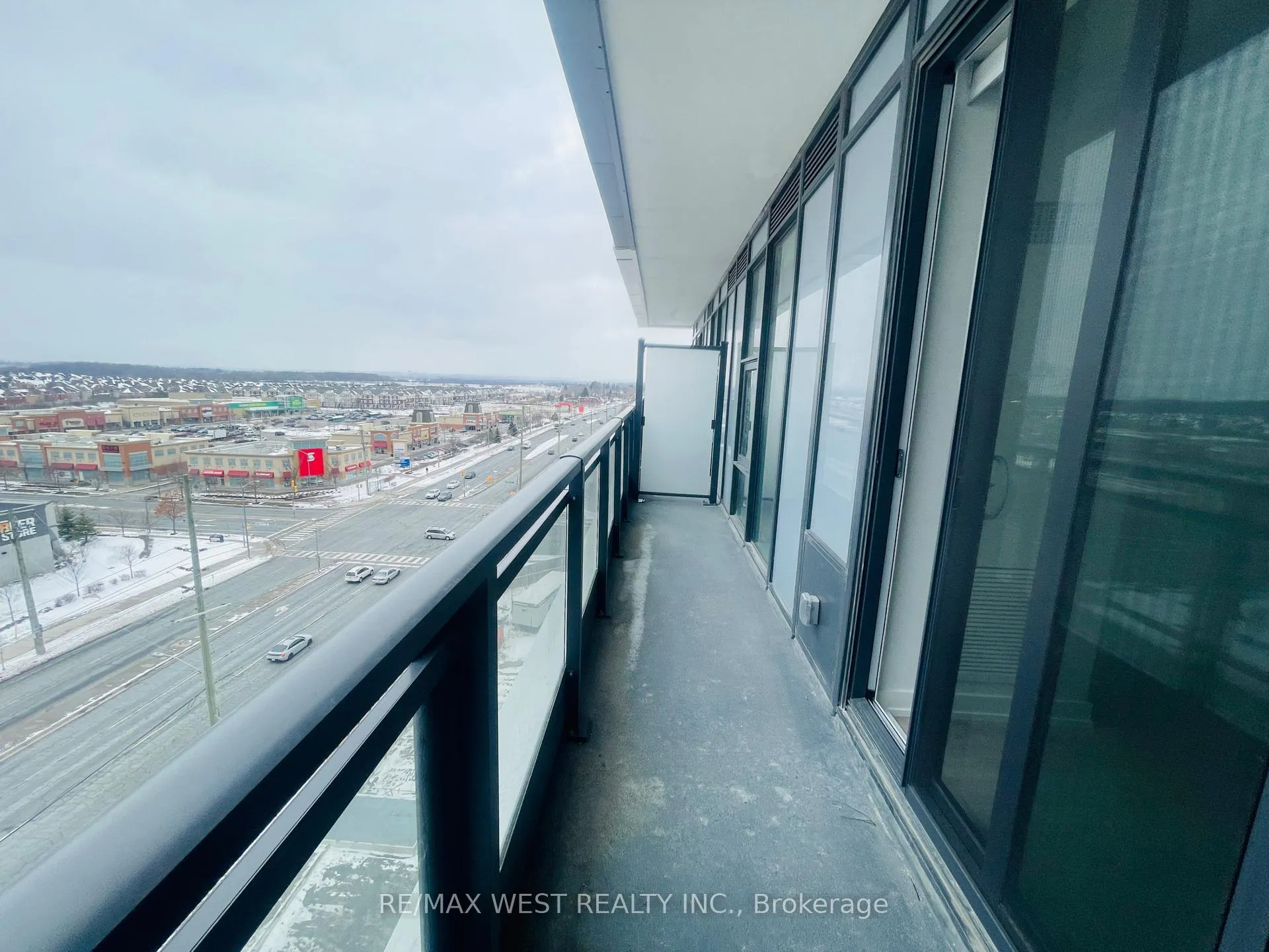 Photo 6 of Unit 908, 9763 Markham Road, Markham, Greensborough — HOMEH