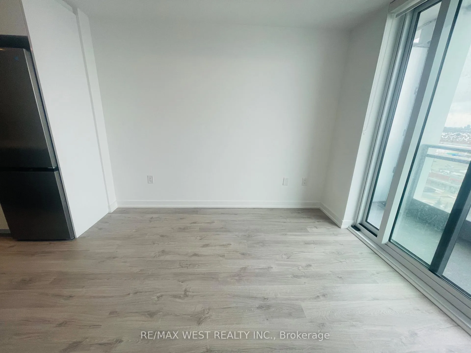 Photo 10 of Unit 908, 9763 Markham Road, Markham, Greensborough — HOMEH