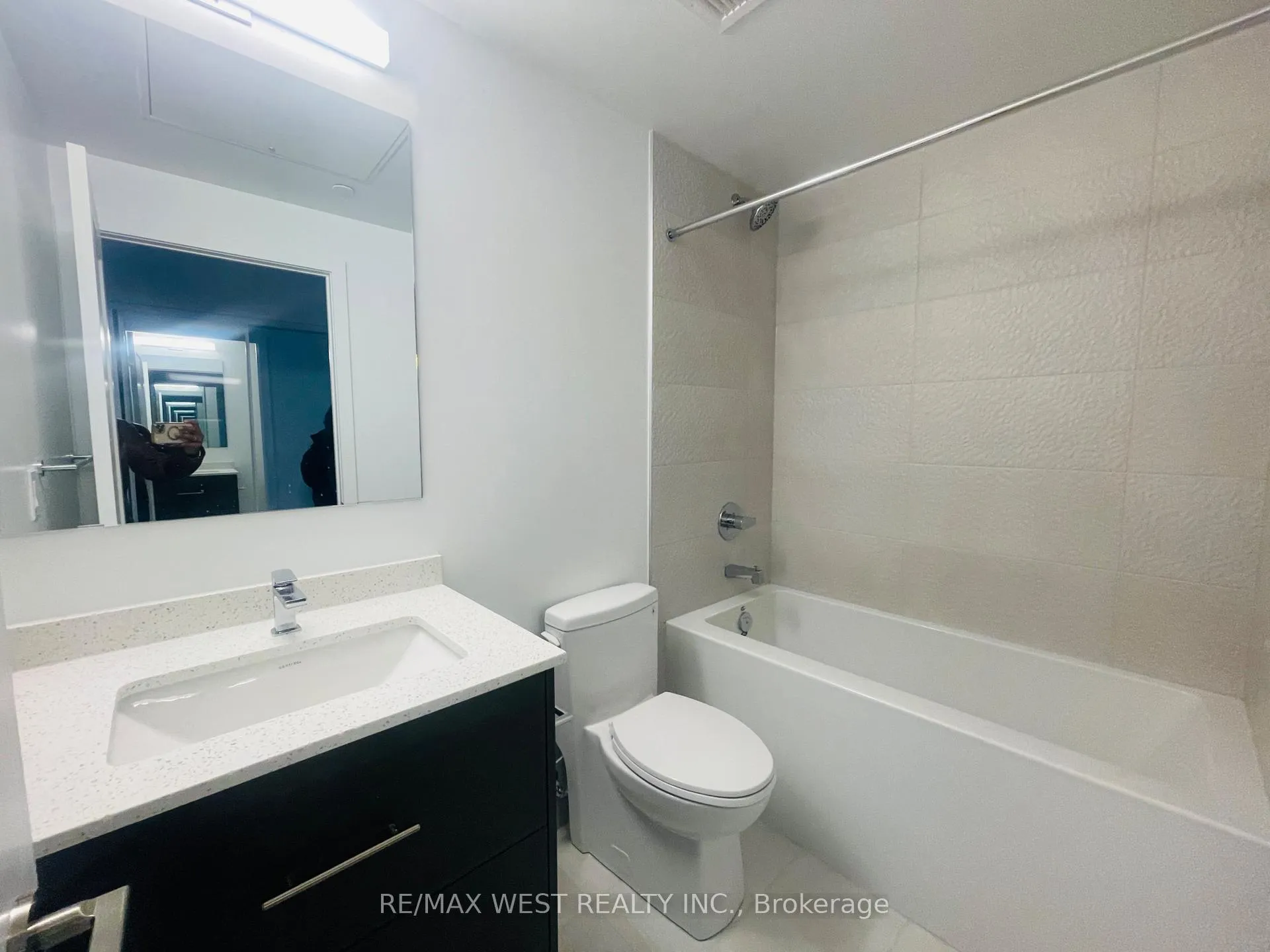Photo 13 of Unit 908, 9763 Markham Road, Markham, Greensborough — HOMEH