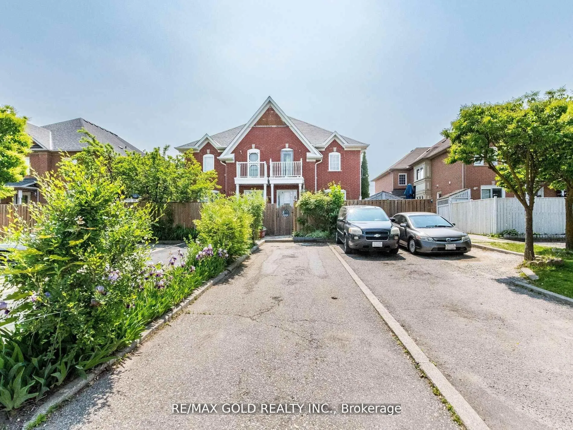 Photo 2 of 107 Clover Bloom Road, Brampton, Sandringham-Wellington — HOMEH