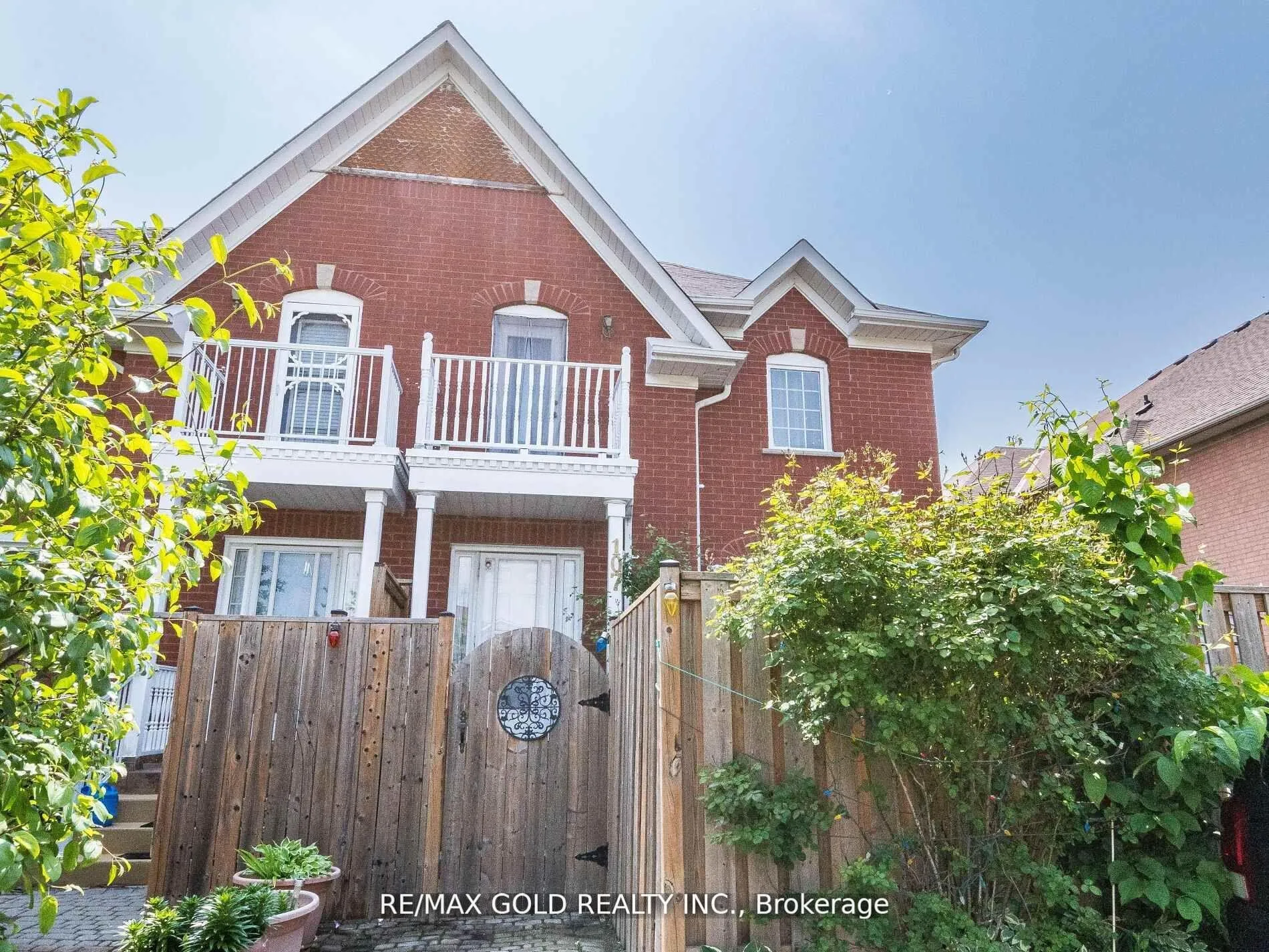 Photo 3 of 107 Clover Bloom Road, Brampton, Sandringham-Wellington — HOMEH