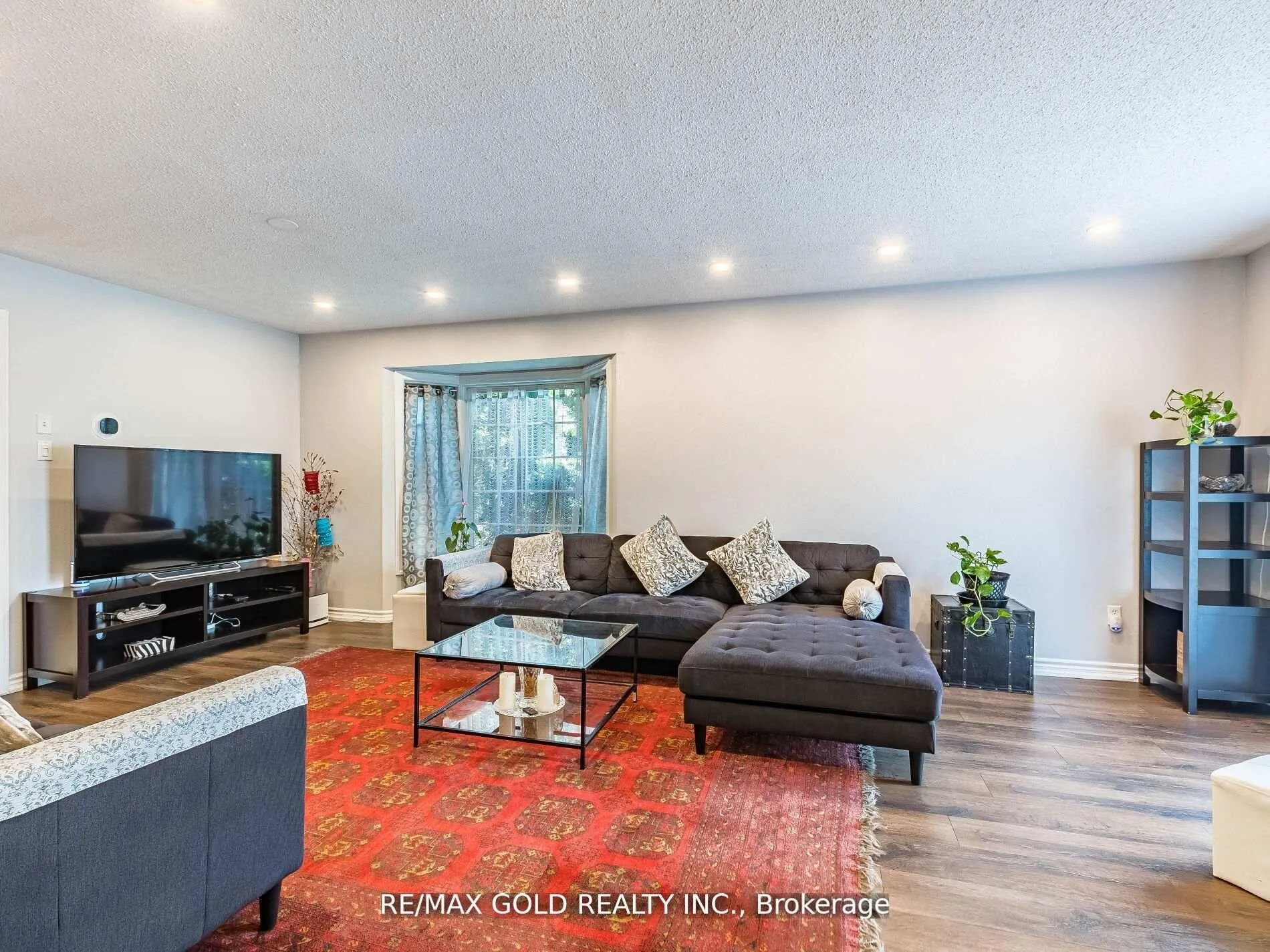 Photo 14 of 107 Clover Bloom Road, Brampton, Sandringham-Wellington — HOMEH