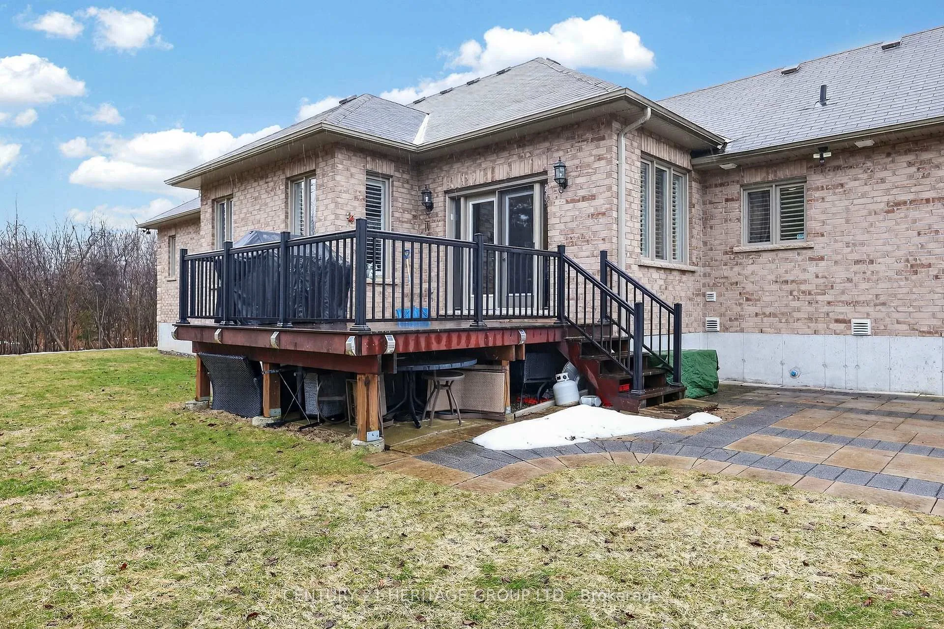 Photo 36 of 19 Shore Crescent, Georgina, Historic Lakeshore Communities — HOMEH