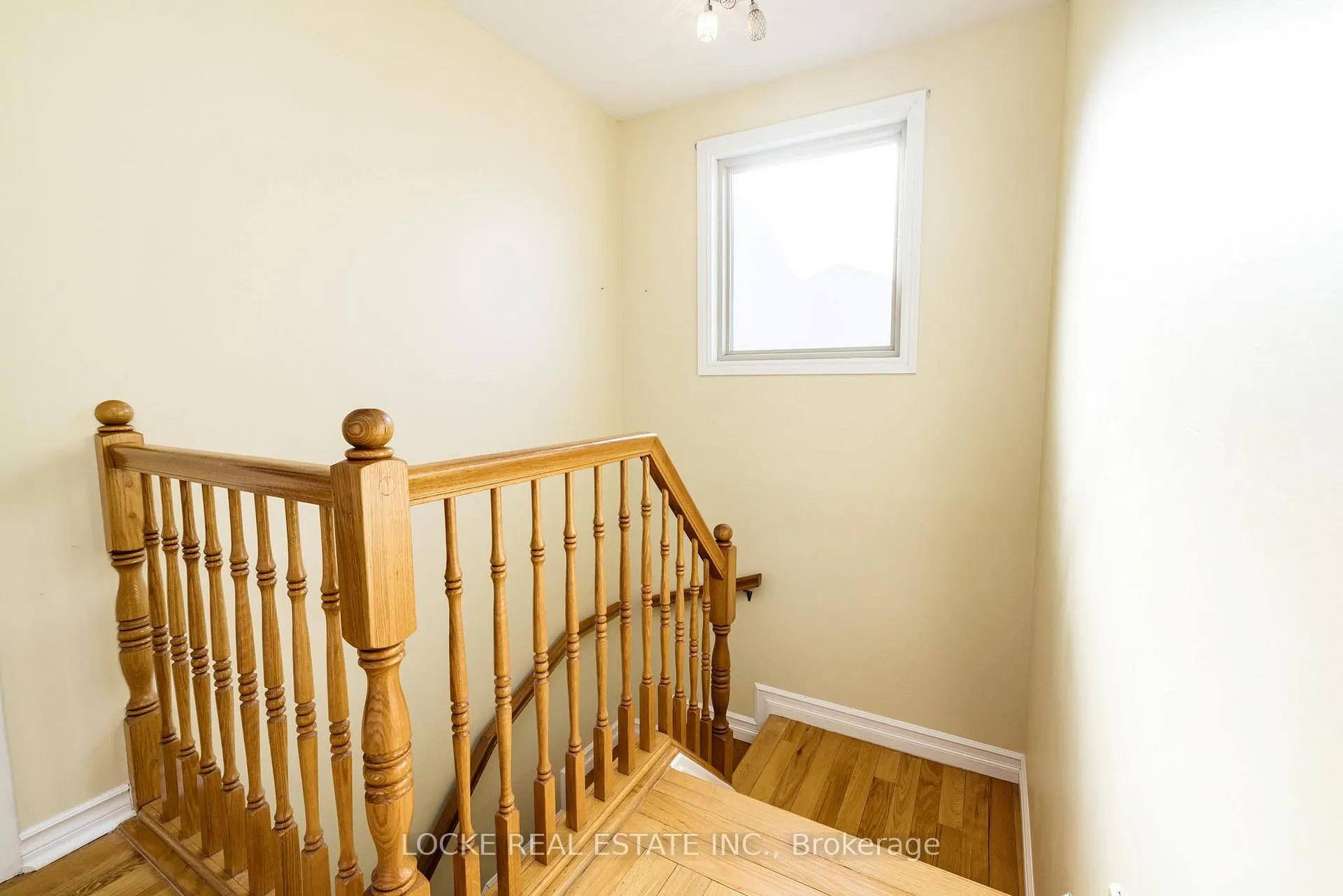 Photo 21 of 6096 Meadowhill Crescent, Ottawa, Chapel Hill — HOMEH