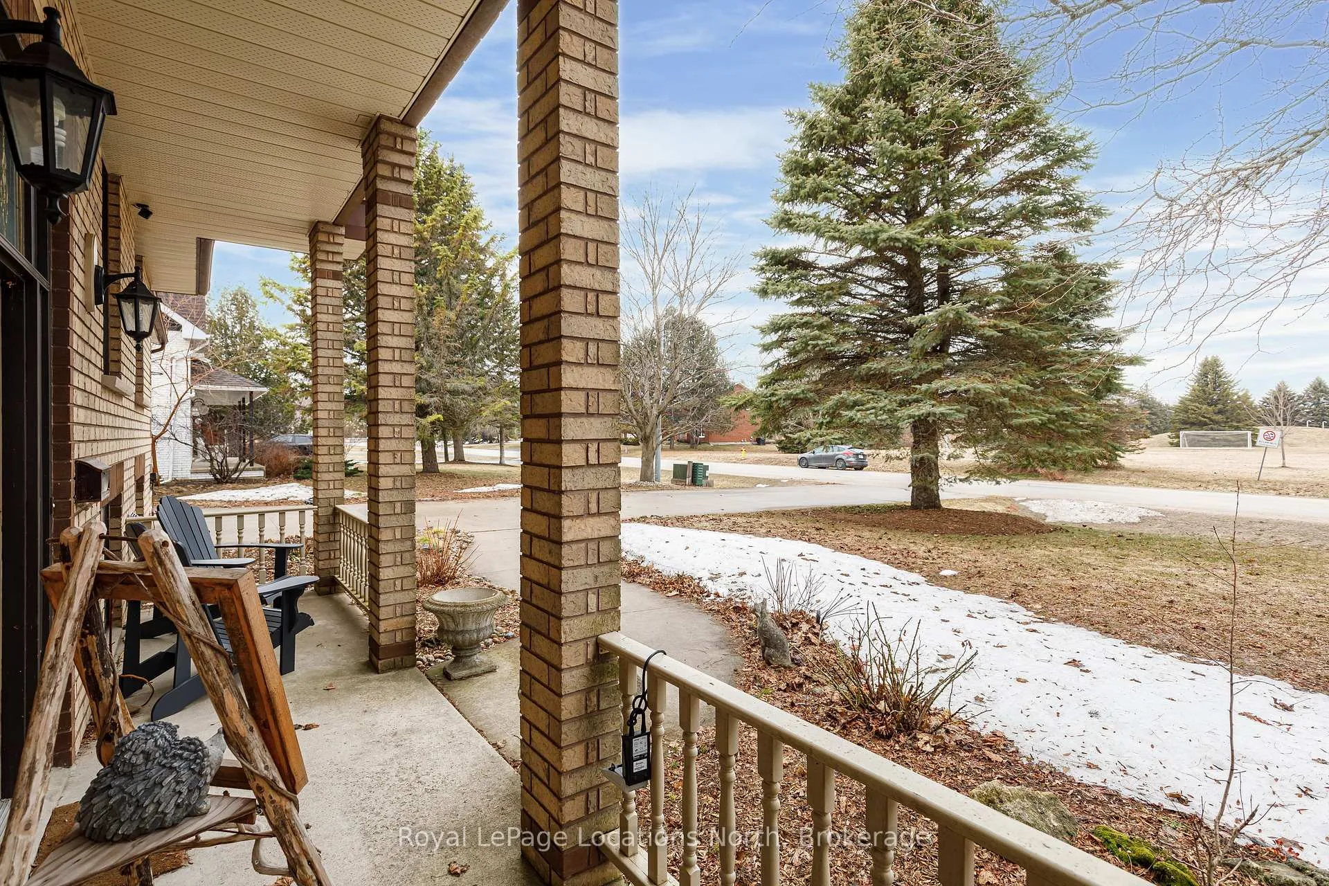 Photo 2 of 15 Blackburn Avenue, Clearview, Nottawa — HOMEH