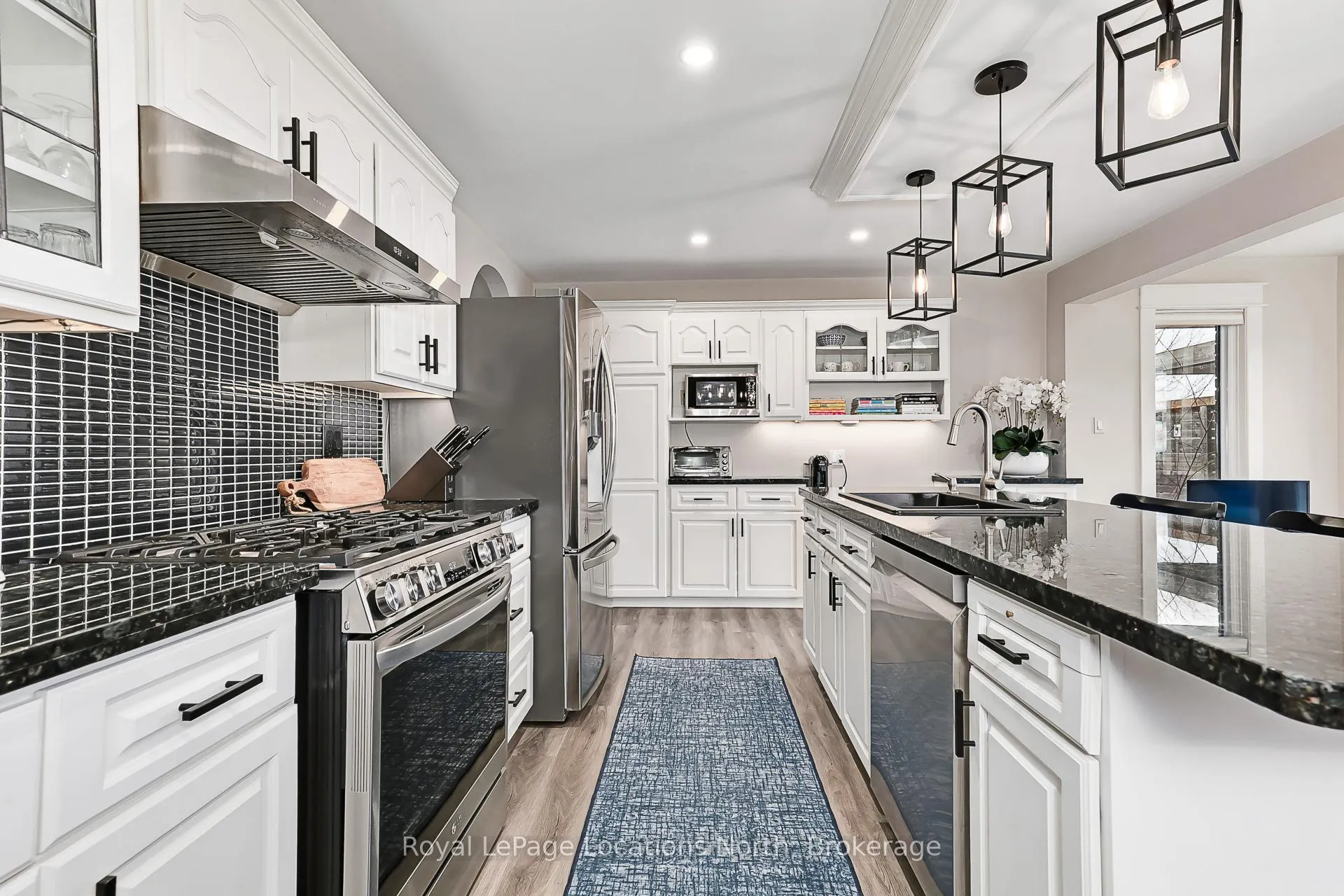 Photo 9 of 15 Blackburn Avenue, Clearview, Nottawa — HOMEH