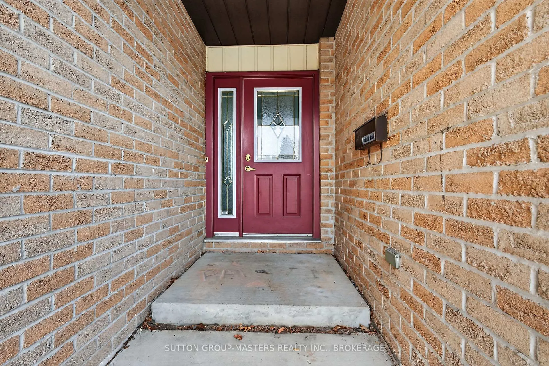 Photo 3 of 948 Milford Drive, Kingston, North of Taylor-Kidd Blvd — HOMEH