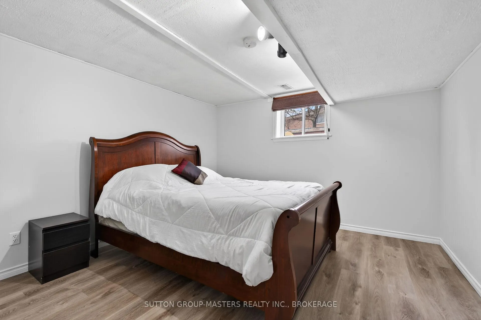 Photo 34 of 948 Milford Drive, Kingston, North of Taylor-Kidd Blvd — HOMEH